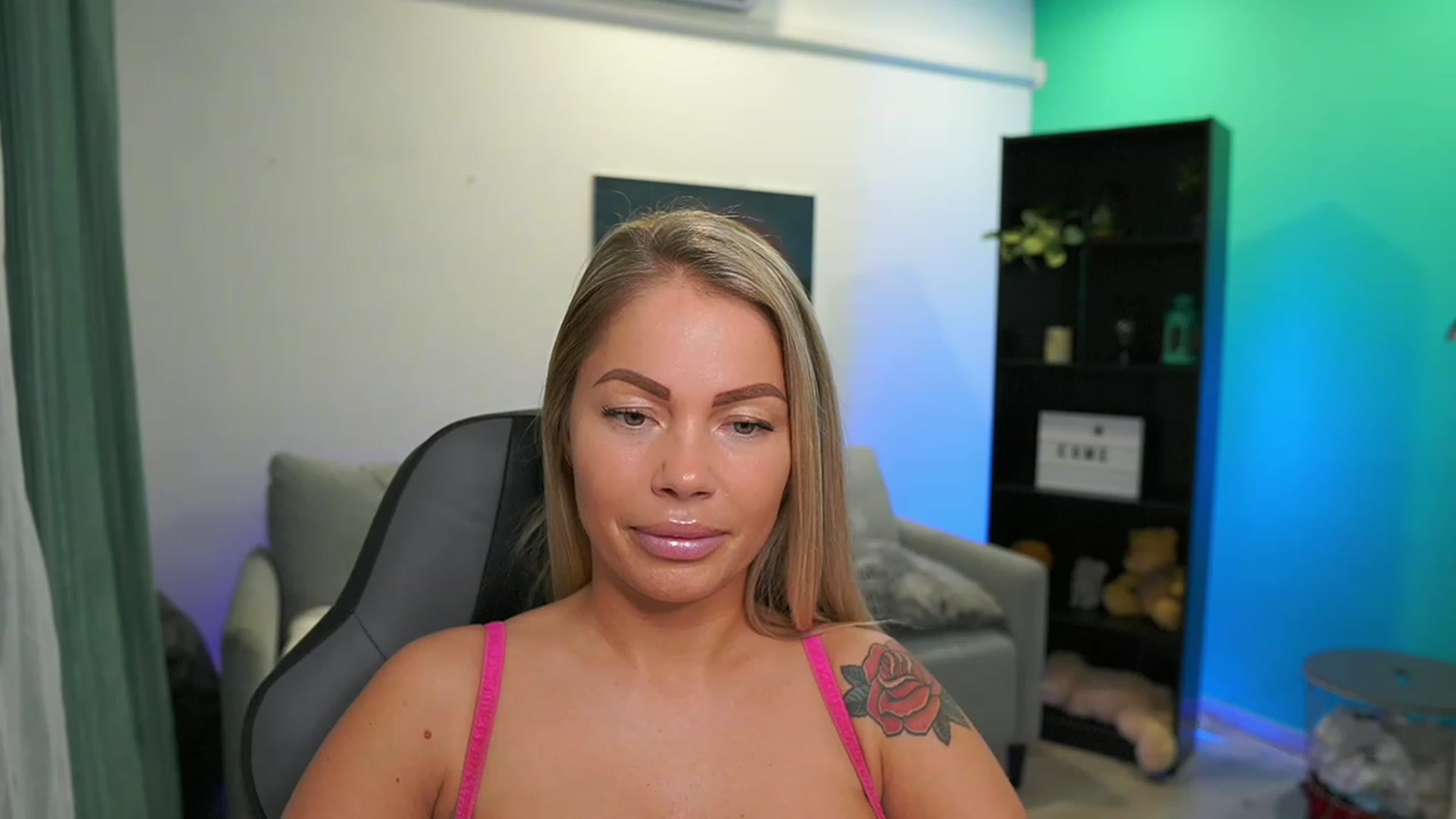 Gallery image thumbnail from MissySlapalot's myfreecams stream on, 03/07/2023, 16:05 image 18 of 20