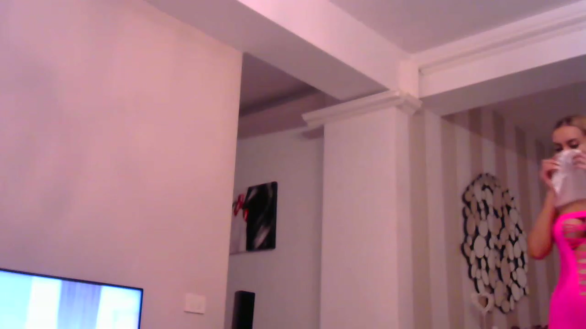Gallery image thumbnail from Missy_alena's myfreecams stream on, 11/18/2022, 24:43 image 18 of 20