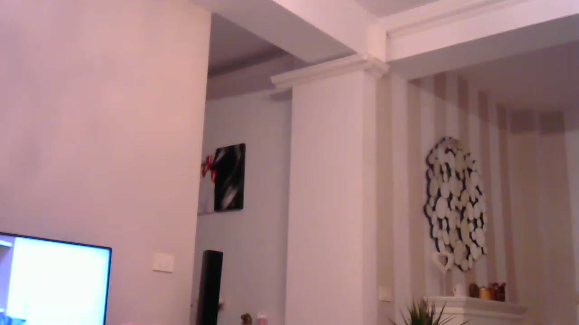 Gallery image thumbnail from Missy_alena's myfreecams stream on, 11/21/2022, 02:04 image 10 of 20