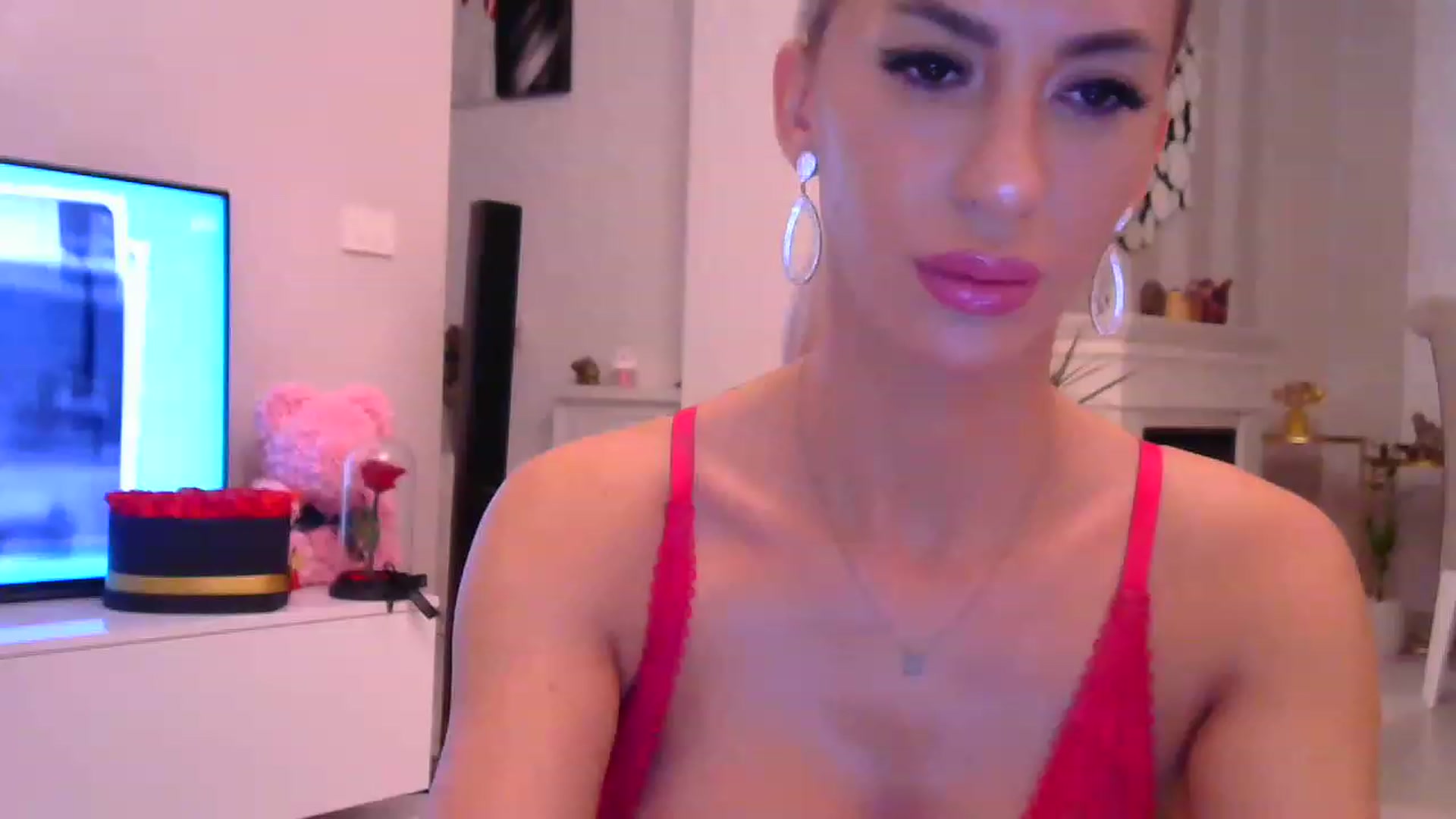 Gallery image thumbnail from Missy_alena's myfreecams stream on, 11/23/2022, 23:59 image 3 of 20