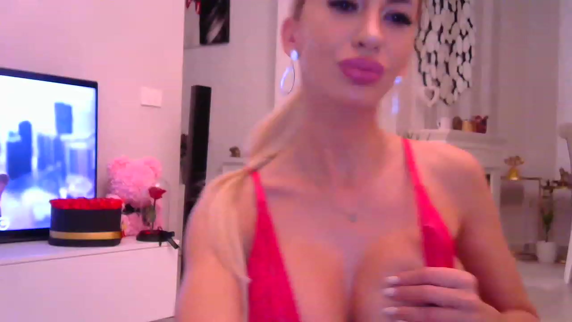 Gallery image thumbnail from Missy_alena's myfreecams stream on, 11/24/2022, 02:34 image 3 of 20