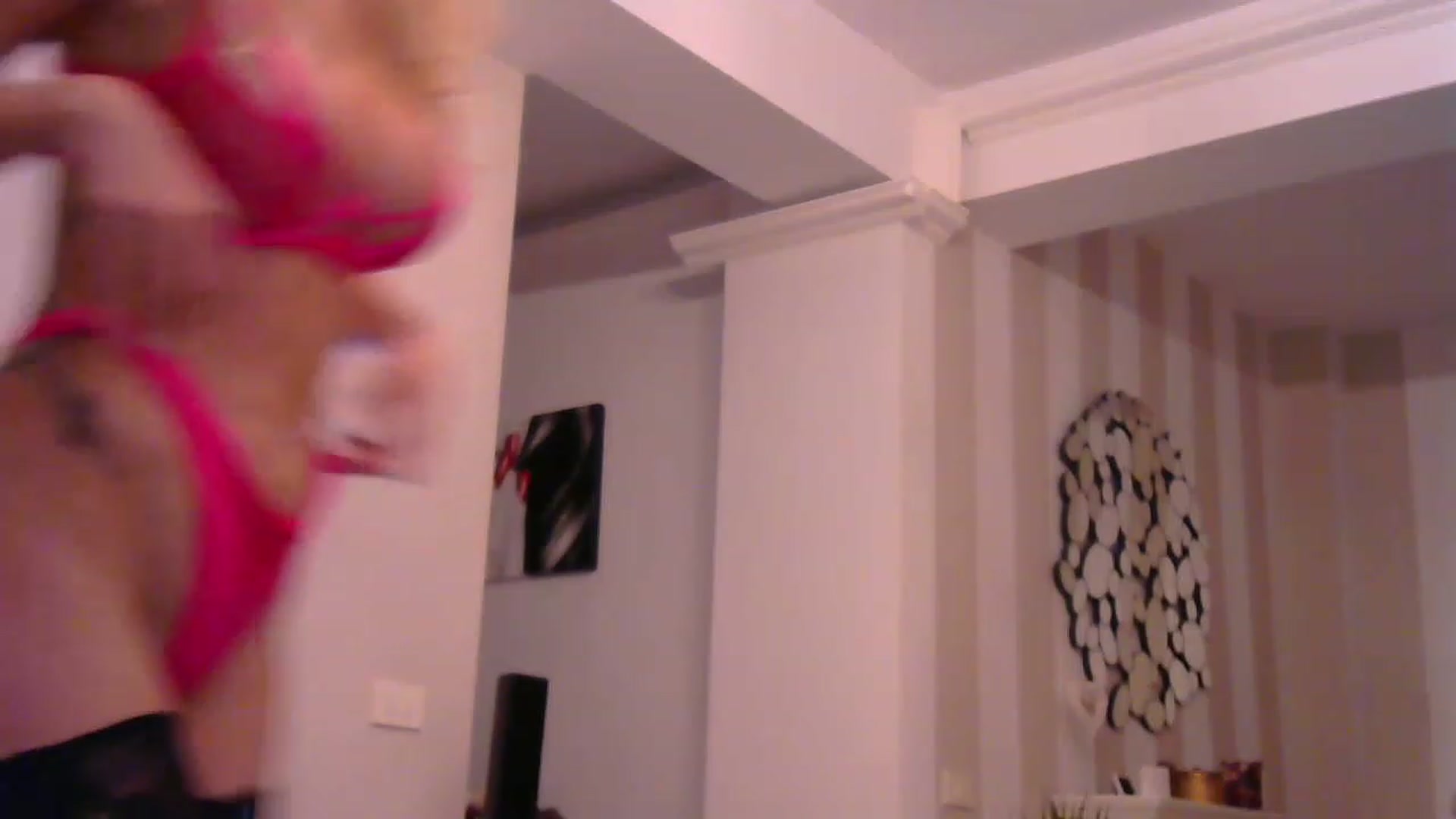 Gallery image thumbnail from Missy_alena's myfreecams stream on, 11/25/2022, 02:12 image 7 of 20