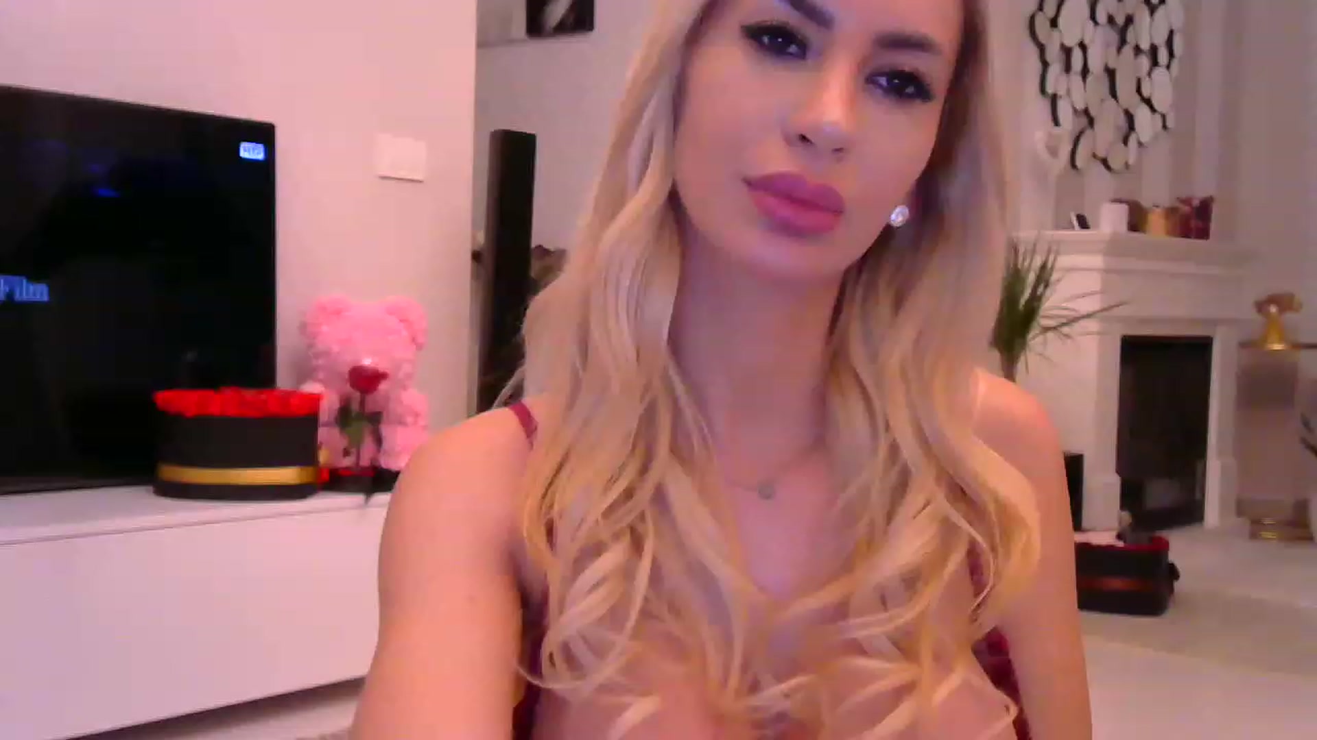 Gallery image thumbnail from Missy_alena's myfreecams stream on, 11/27/2022, 23:24 image 15 of 20