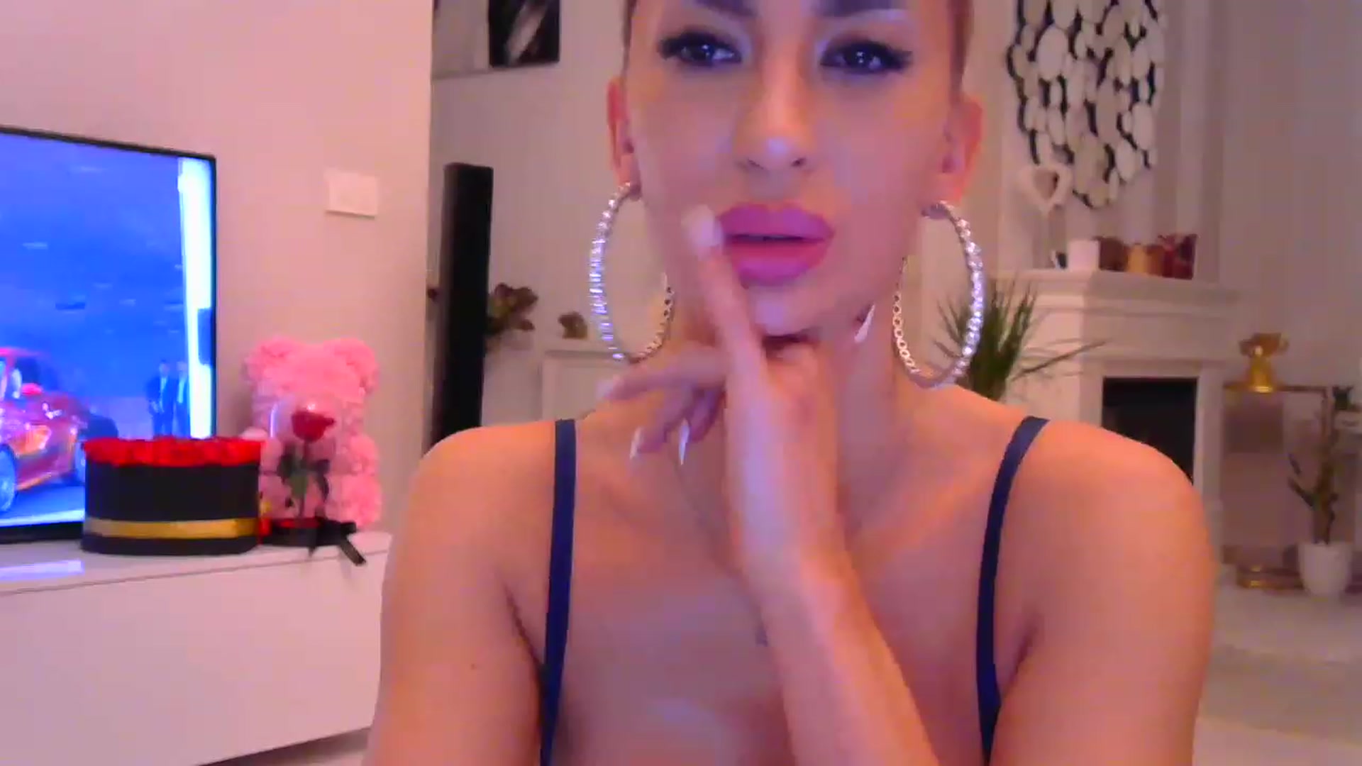 Gallery image thumbnail from Missy_alena's myfreecams stream on, 11/30/2022, 23:01 image 19 of 20