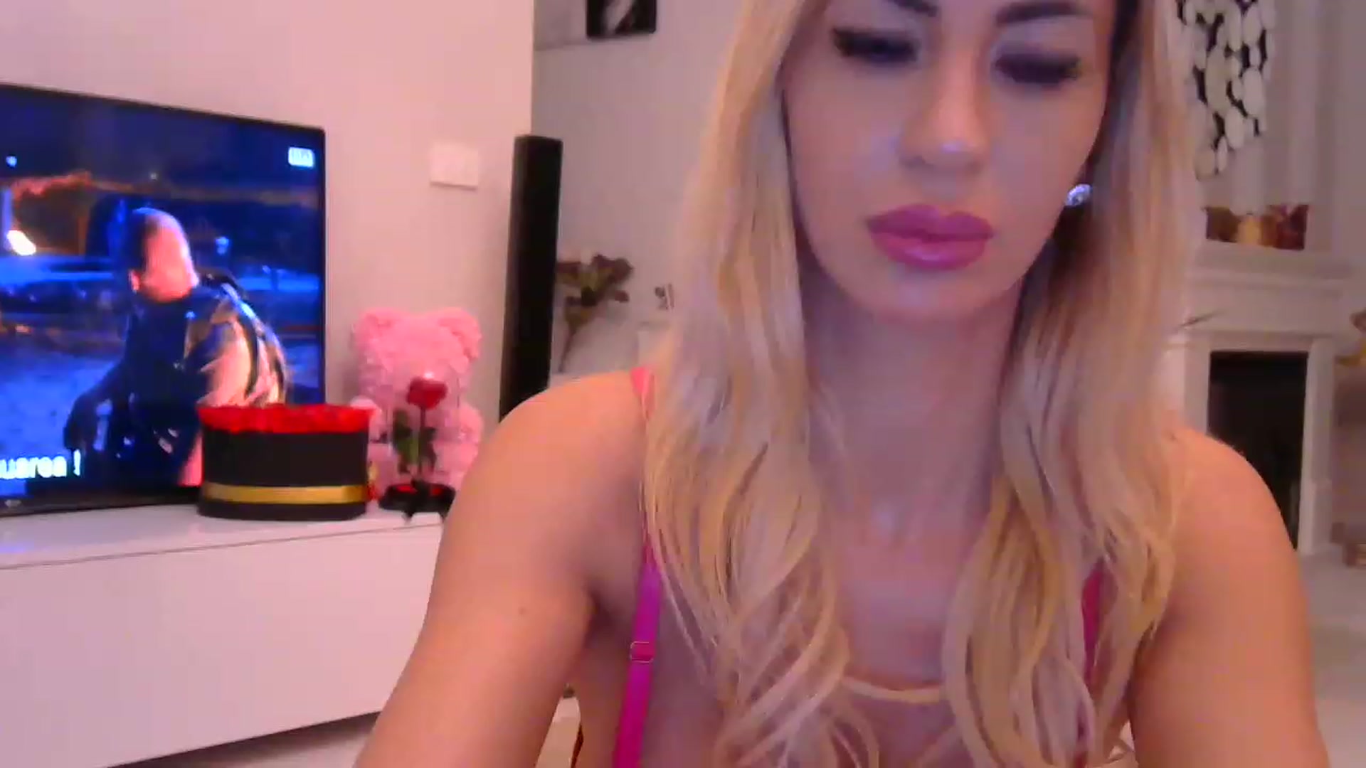 Gallery image thumbnail from Missy_alena's myfreecams stream on, 12/06/2022, 24:28 image 11 of 20