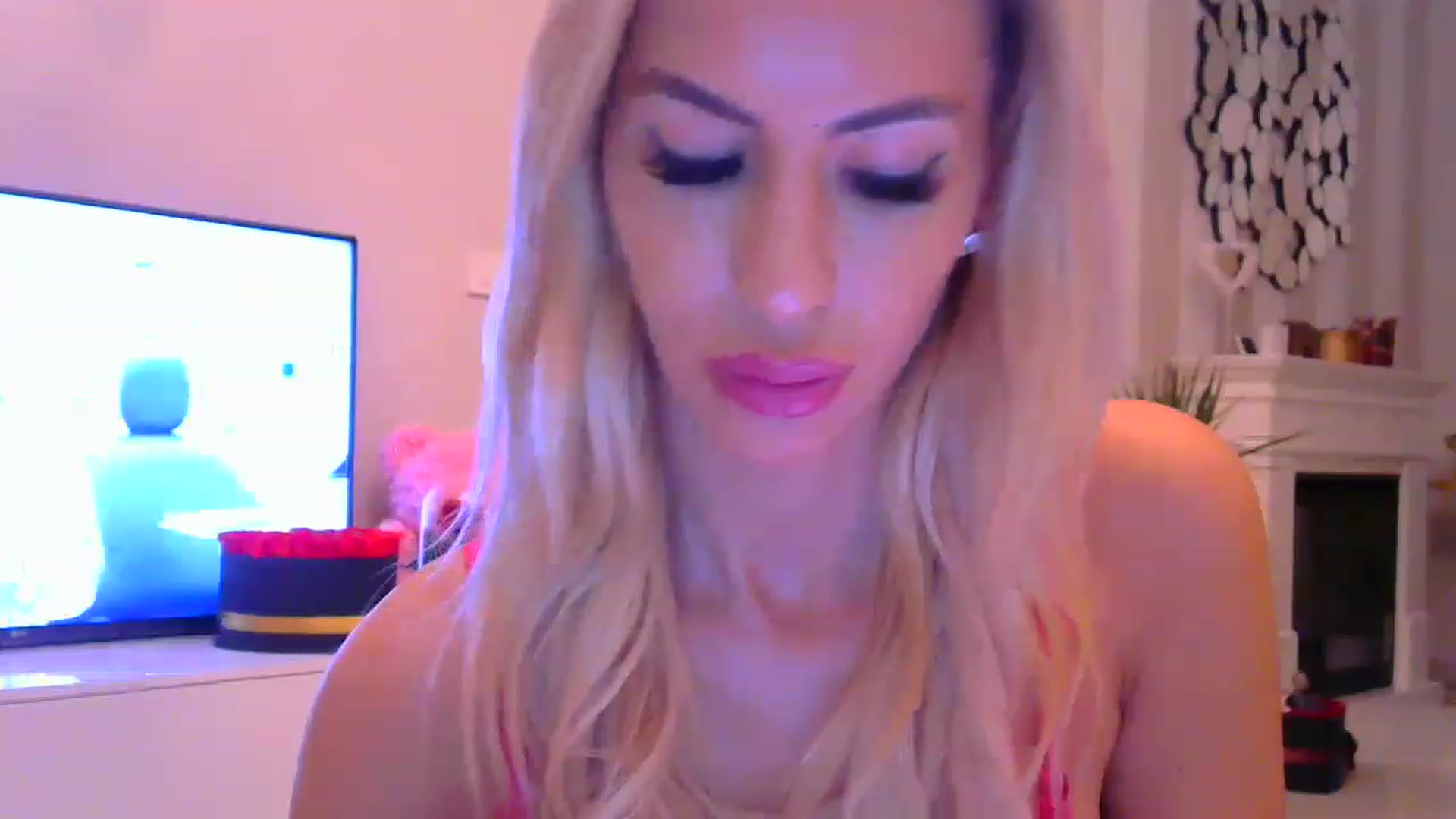 Gallery image thumbnail from Missy_alena's myfreecams stream on, 12/06/2022, 24:28 image 20 of 20