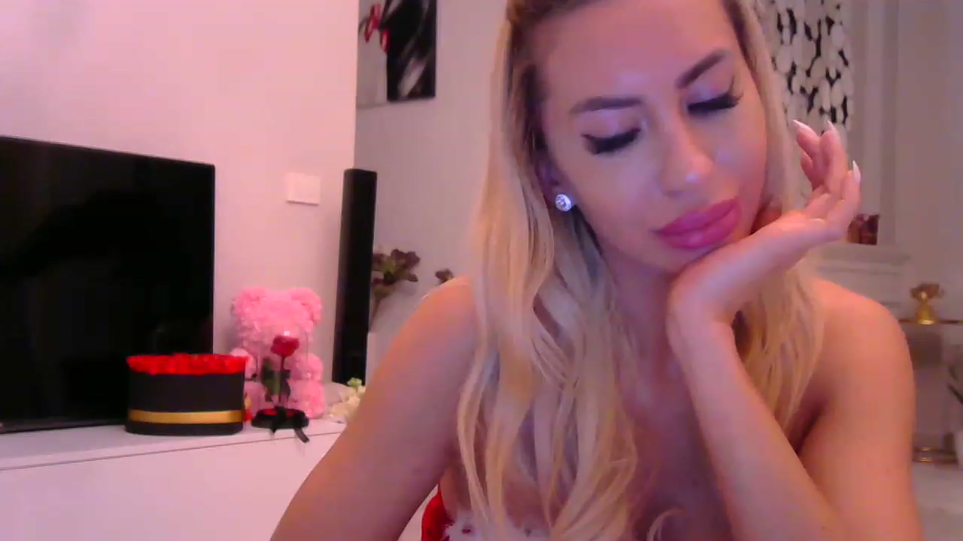 Gallery image thumbnail from Missy_alena's myfreecams stream on, 12/07/2022, 02:28 image 15 of 20