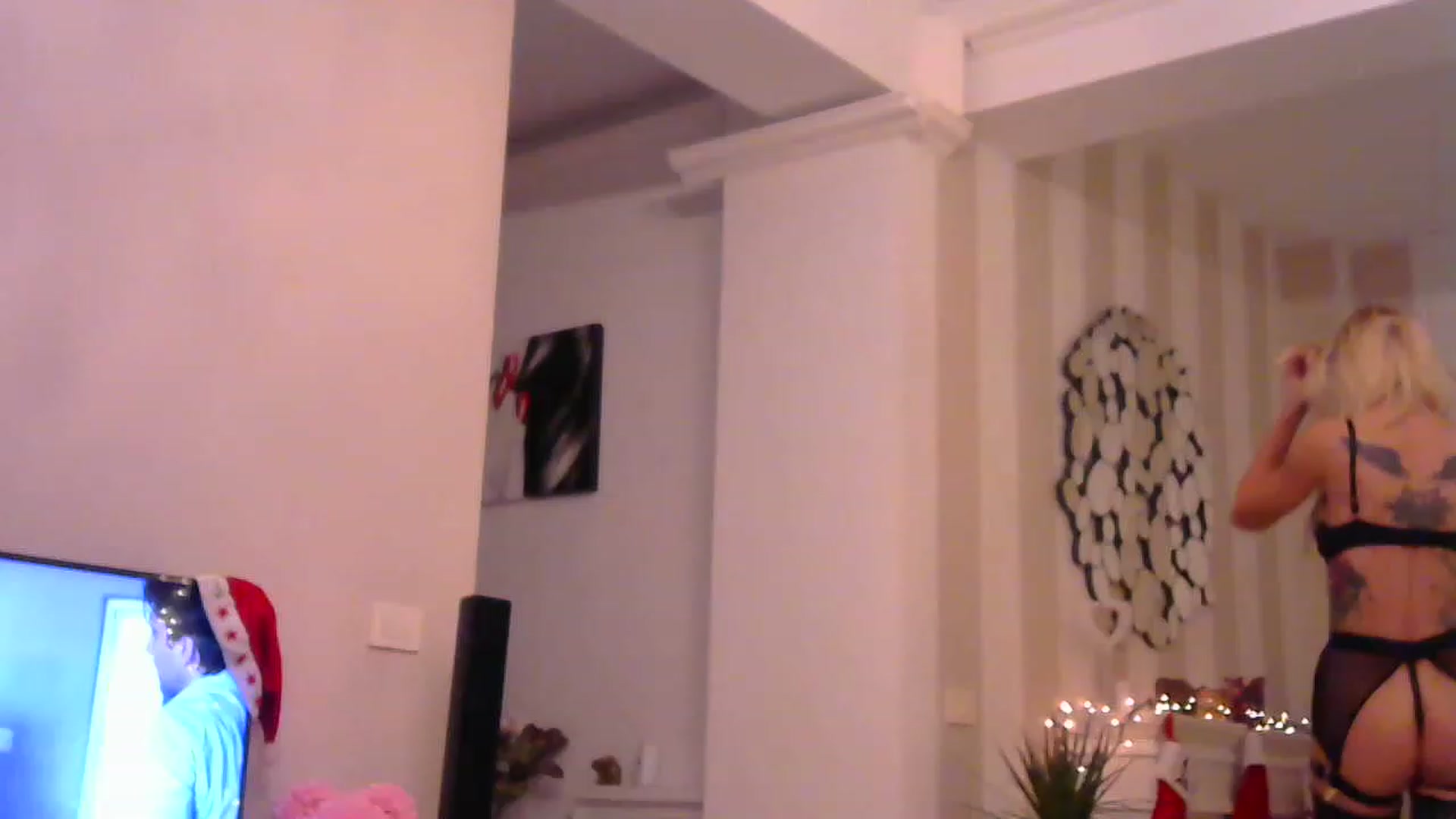 Gallery image thumbnail from Missy_alena's myfreecams stream on, 12/13/2022, 02:32 image 1 of 20