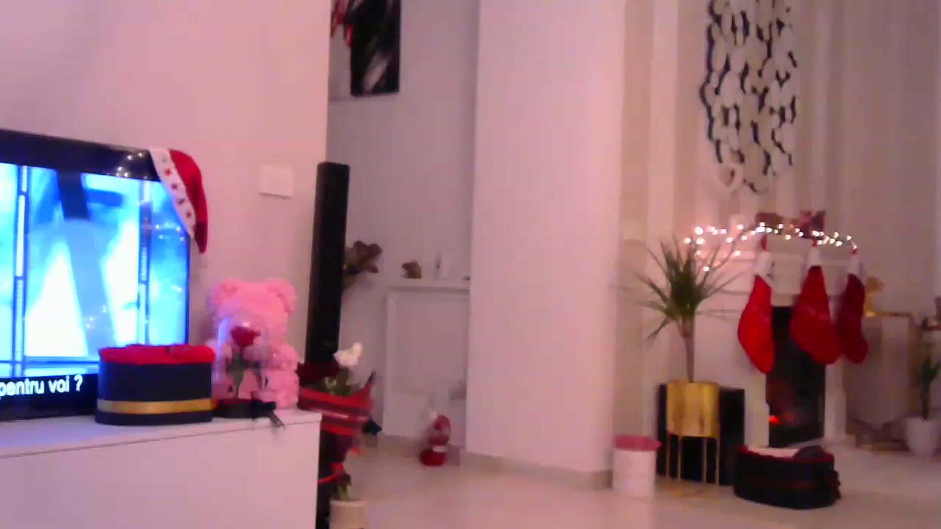 Gallery image thumbnail from Missy_alena's myfreecams stream on, 12/17/2022, 24:04 image 1 of 20