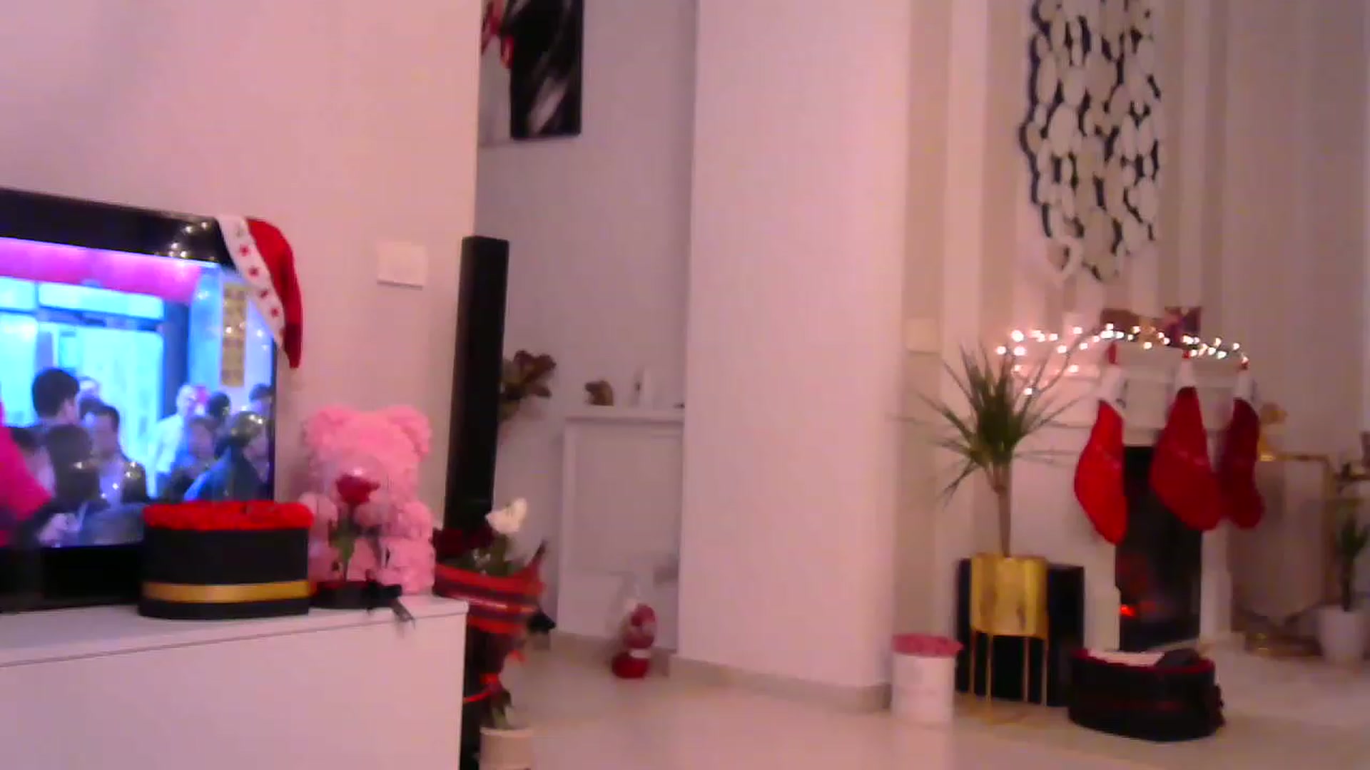 Gallery image thumbnail from Missy_alena's myfreecams stream on, 12/17/2022, 24:04 image 2 of 20