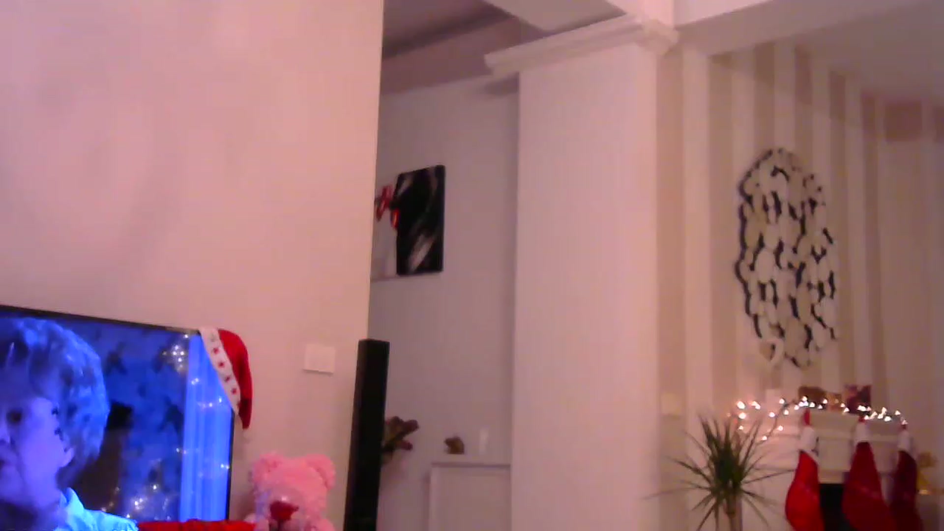 Gallery image thumbnail from Missy_alena's myfreecams stream on, 12/27/2022, 02:12 image 15 of 20