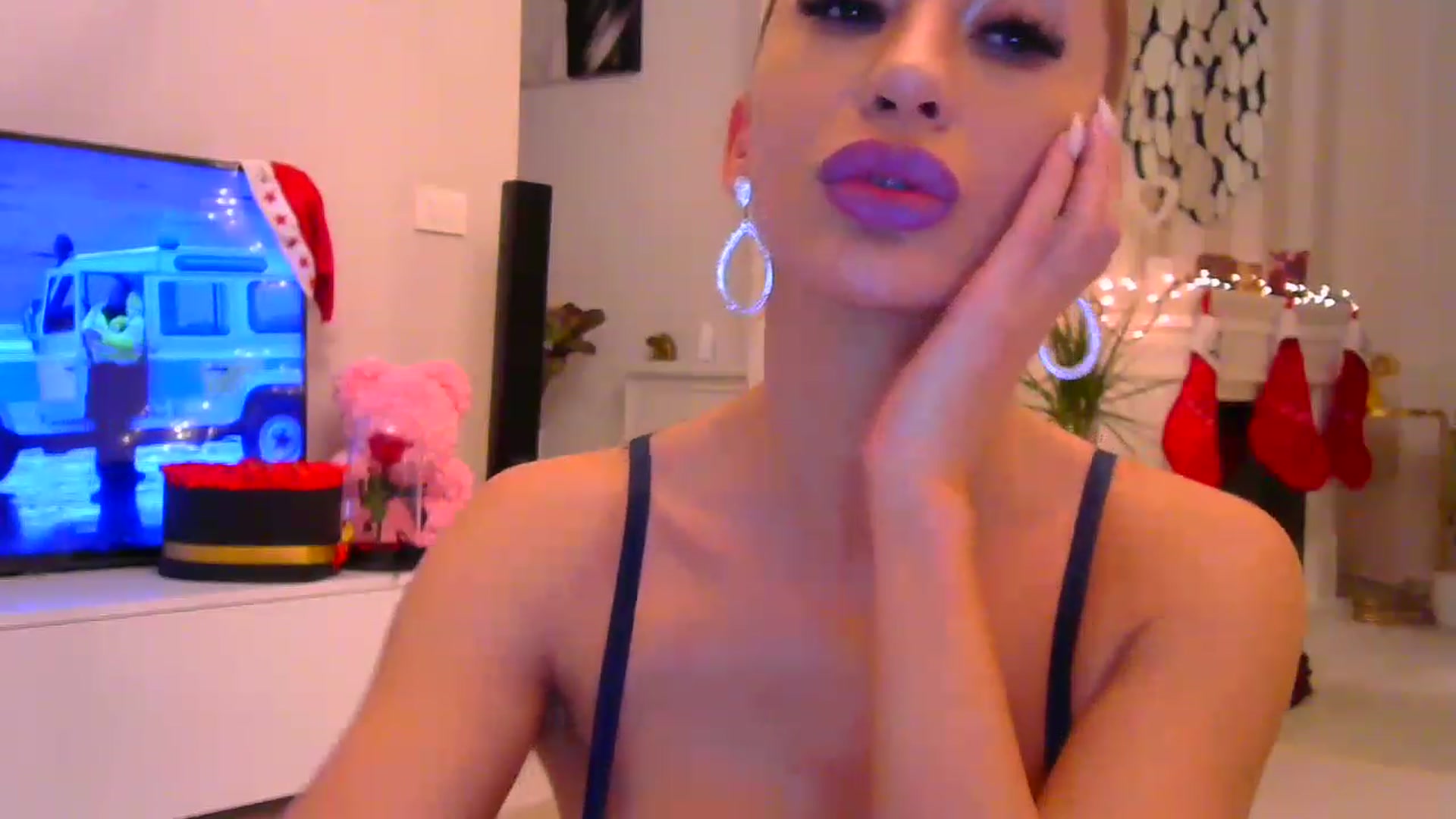 Gallery image thumbnail from Missy_alena's myfreecams stream on, 12/29/2022, 24:51 image 20 of 20