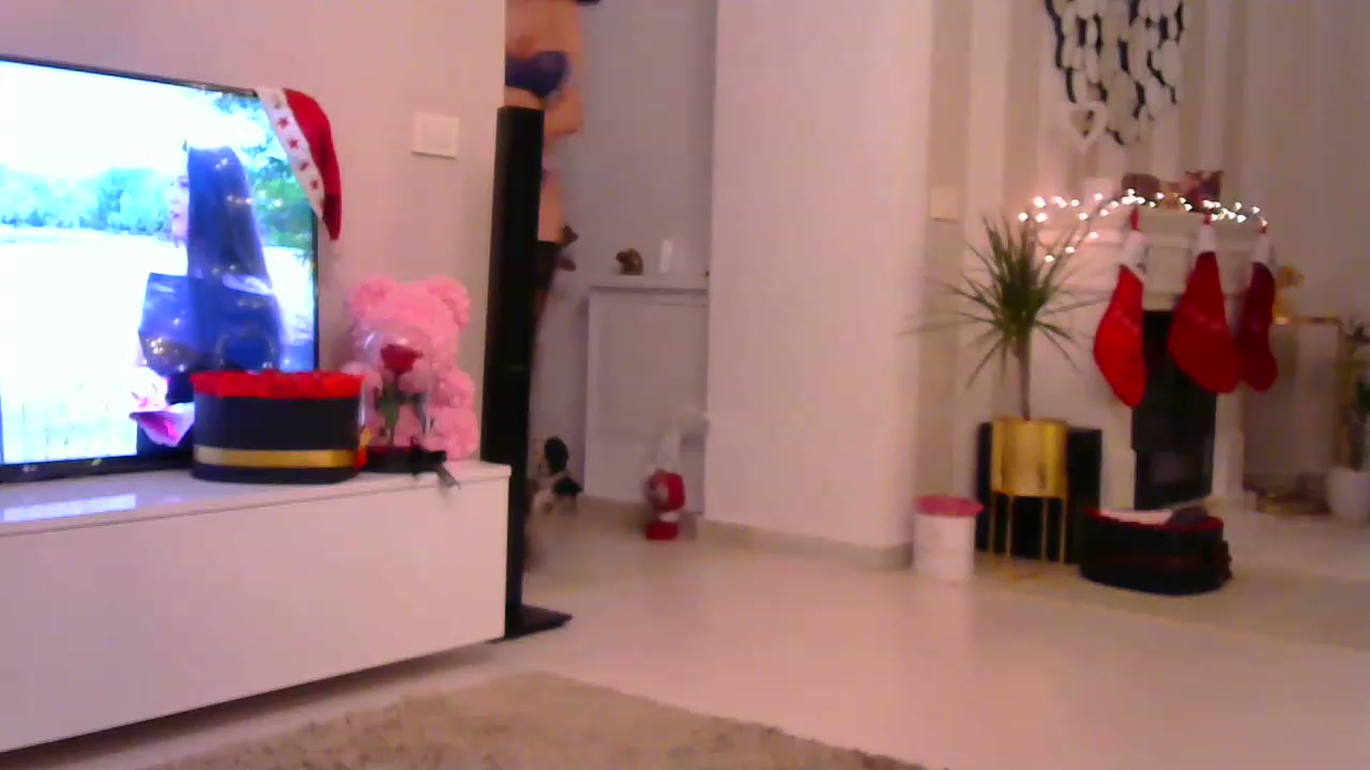 Gallery image thumbnail from Missy_alena's myfreecams stream on, 01/04/2023, 24:30 image 2 of 20