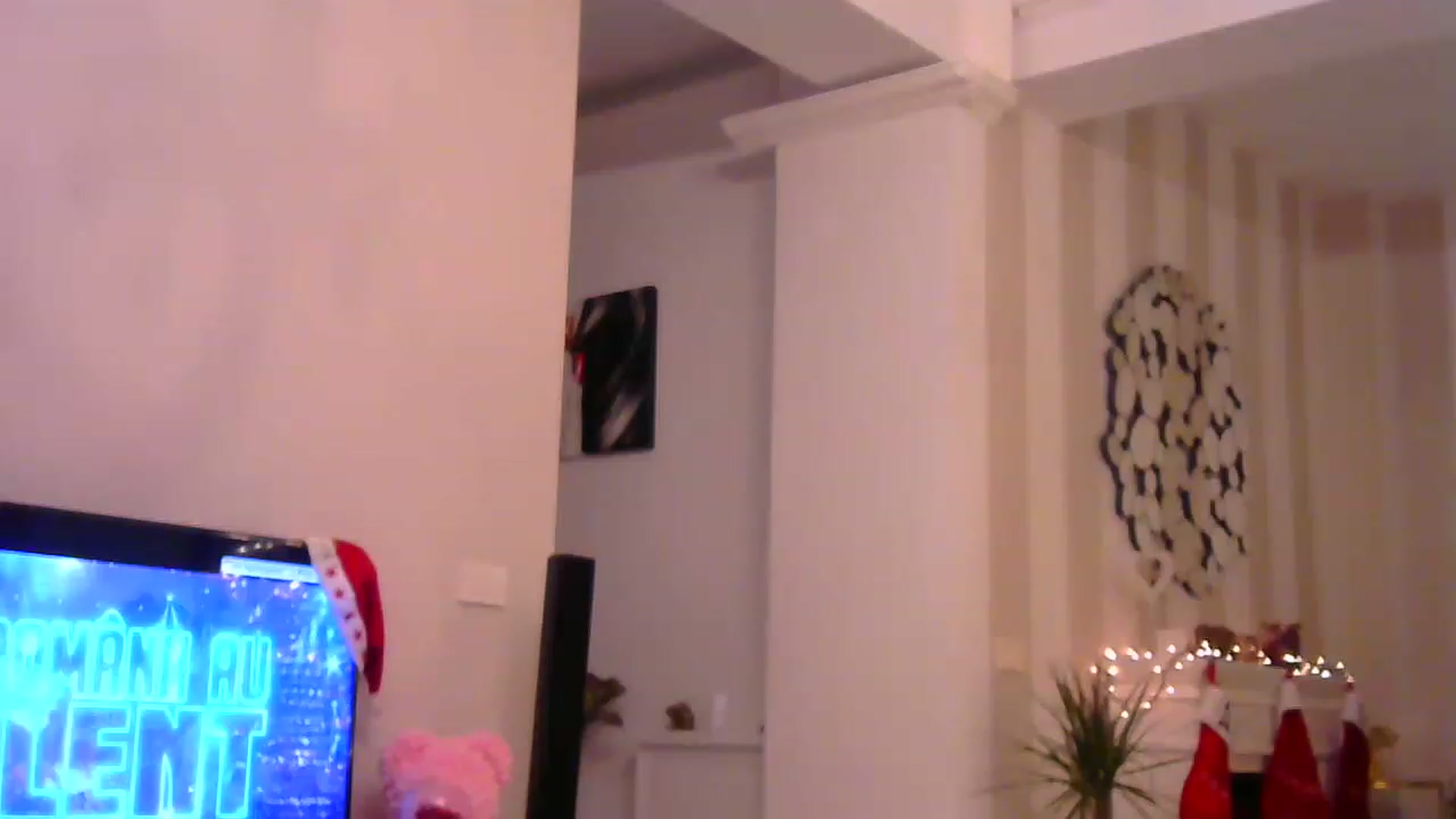 Gallery image thumbnail from Missy_alena's myfreecams stream on, 01/04/2023, 24:30 image 18 of 20