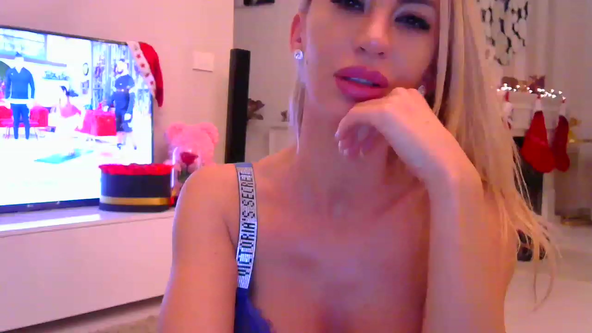 Gallery image thumbnail from Missy_alena's myfreecams stream on, 01/04/2023, 01:45 image 7 of 20