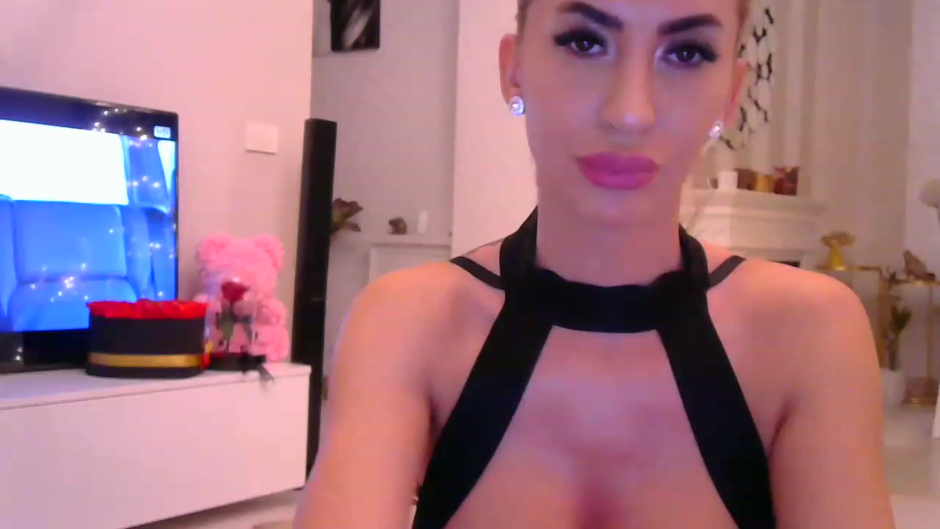 Gallery image thumbnail from Missy_alena's myfreecams stream on, 01/06/2023, 22:54 image 8 of 20
