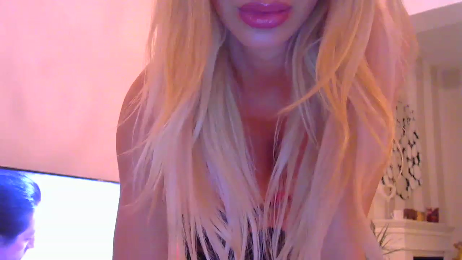 Gallery image thumbnail from Missy_alena's myfreecams stream on, 01/08/2023, 23:12 image 9 of 20