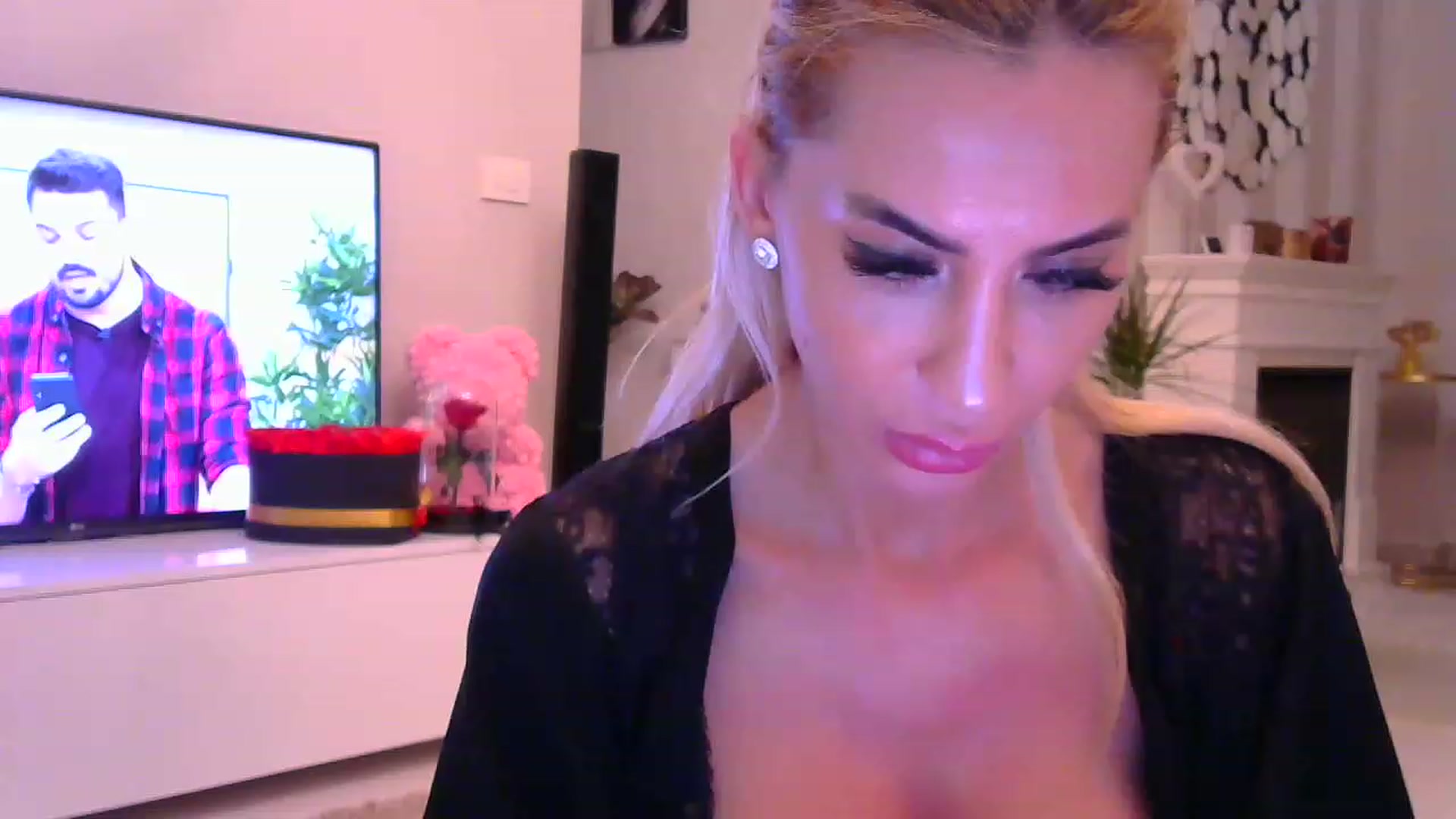 Gallery image thumbnail from Missy_alena's myfreecams stream on, 01/12/2023, 02:08 image 3 of 20