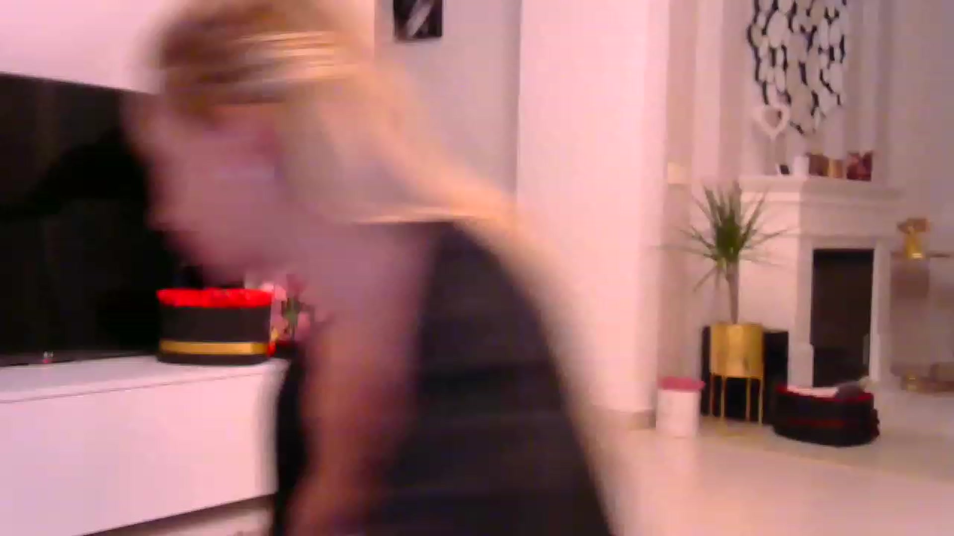 Gallery image thumbnail from Missy_alena's myfreecams stream on, 01/12/2023, 02:08 image 19 of 20