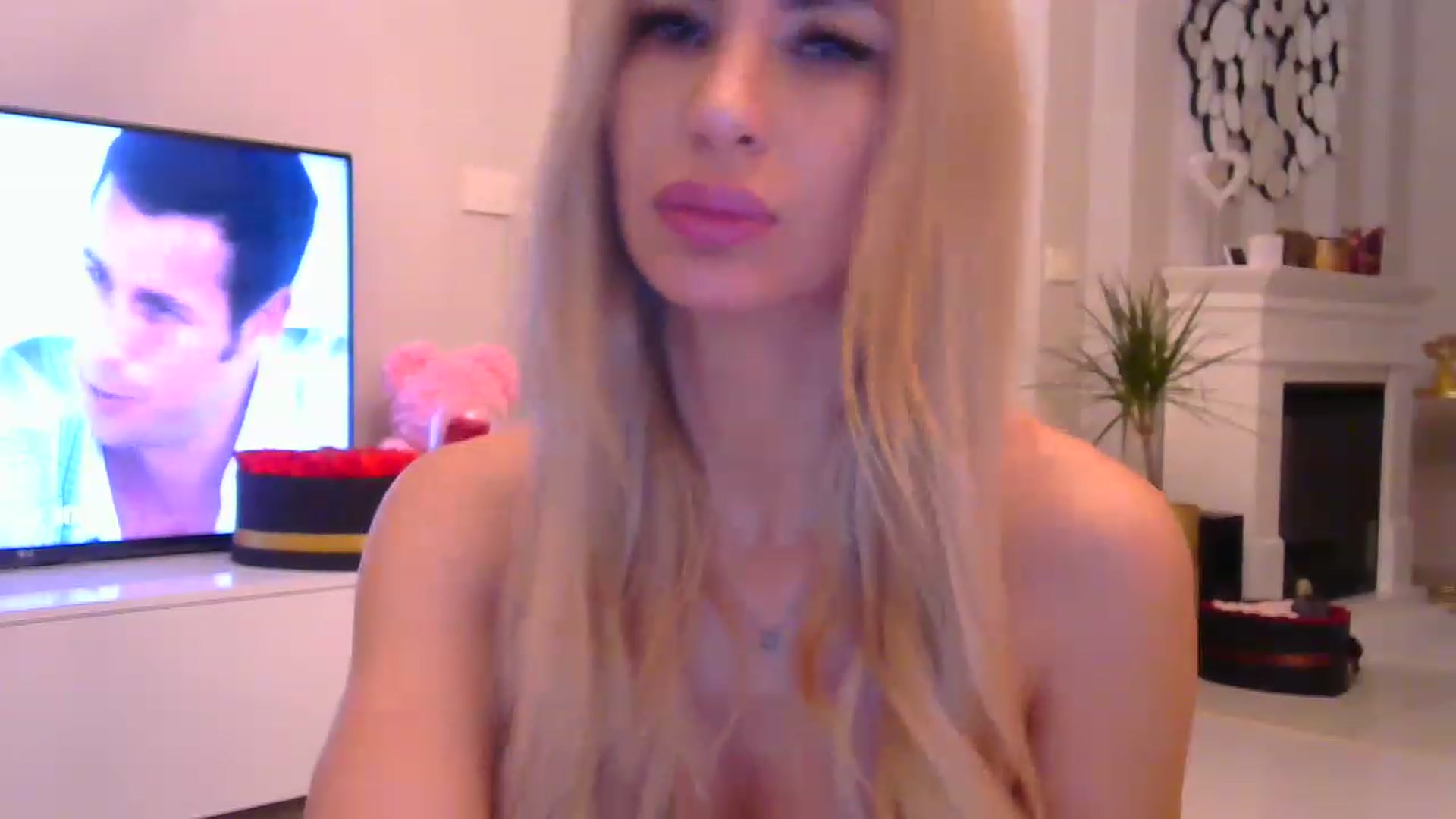 Gallery image thumbnail from Missy_alena's myfreecams stream on, 01/26/2023, 24:40 image 14 of 20