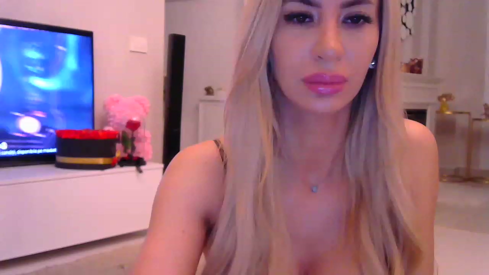 Gallery image thumbnail from Missy_alena's myfreecams stream on, 01/26/2023, 21:30 image 3 of 20