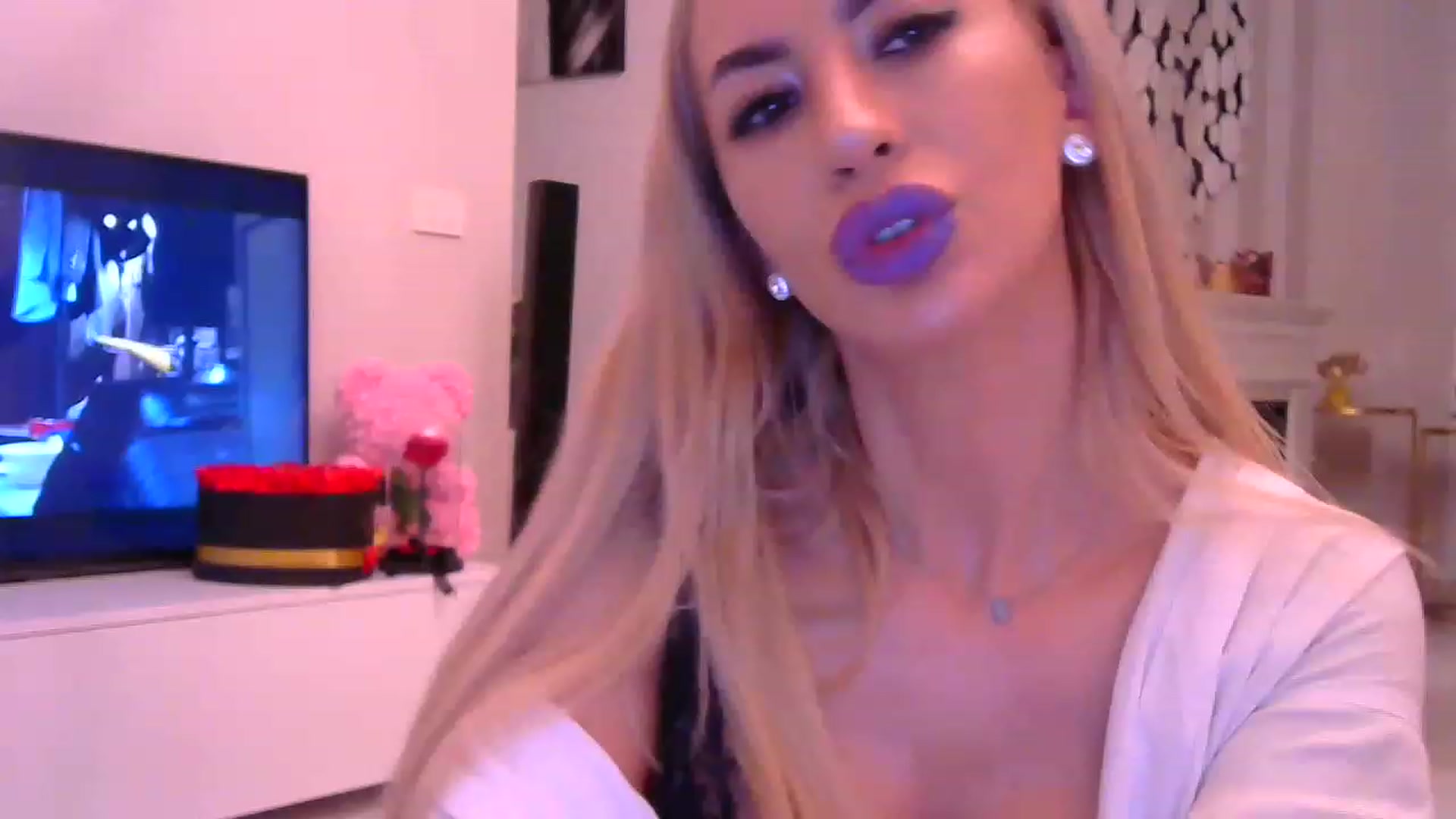 Gallery image thumbnail from Missy_alena's myfreecams stream on, 01/29/2023, 20:32 image 19 of 20