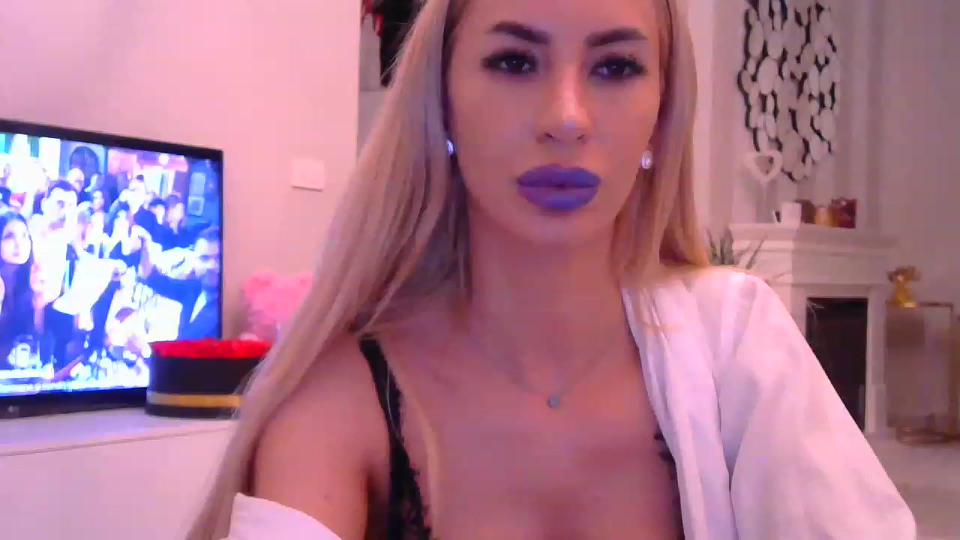 Gallery image thumbnail from Missy_alena's myfreecams stream on, 01/29/2023, 21:31 image 13 of 20