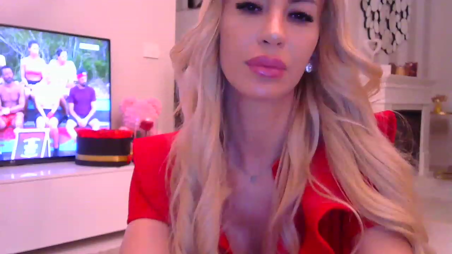 Gallery image thumbnail from Missy_alena's myfreecams stream on, 01/31/2023, 21:18 image 3 of 20