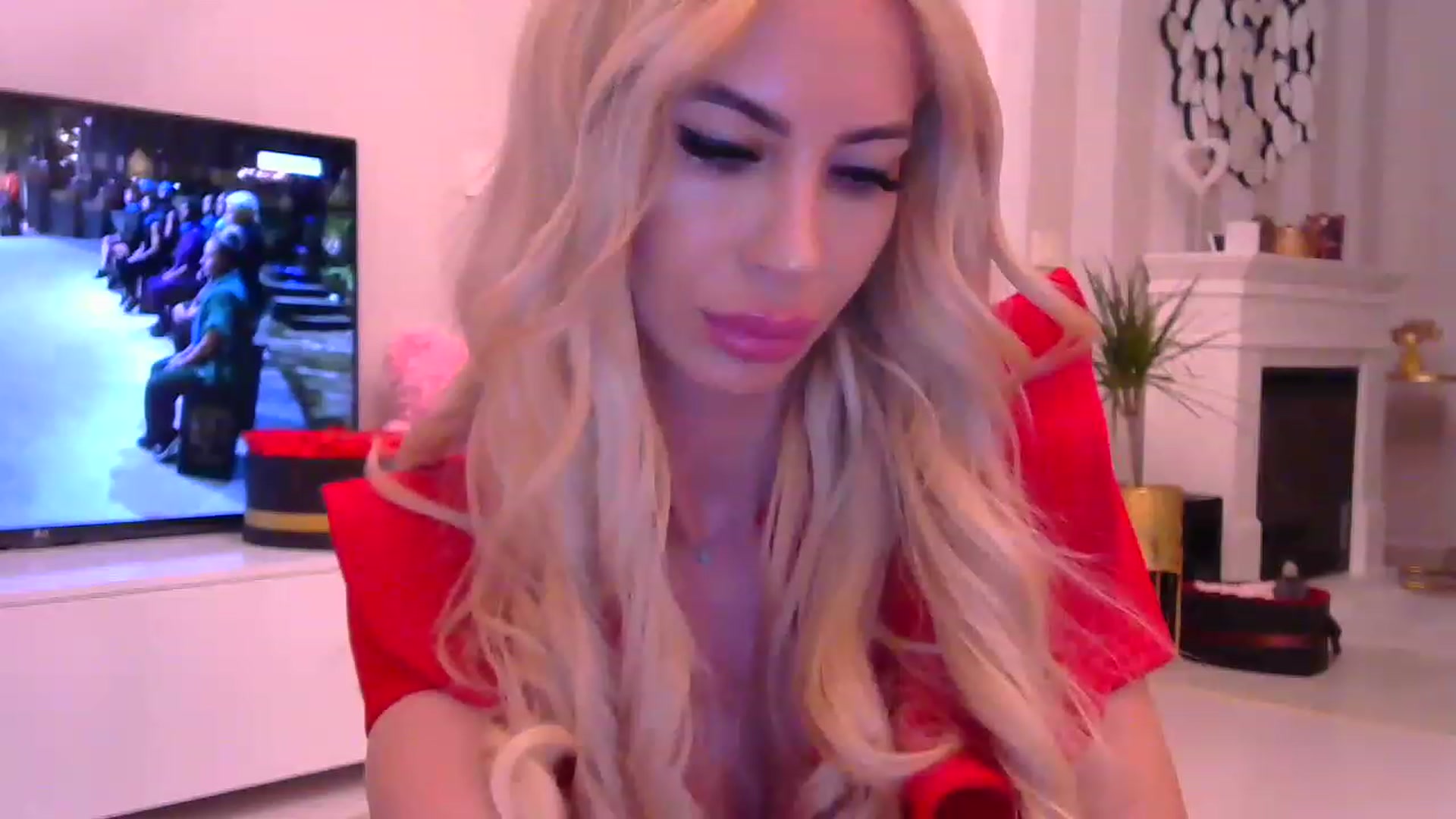 Gallery image thumbnail from Missy_alena's myfreecams stream on, 01/31/2023, 21:18 image 10 of 20