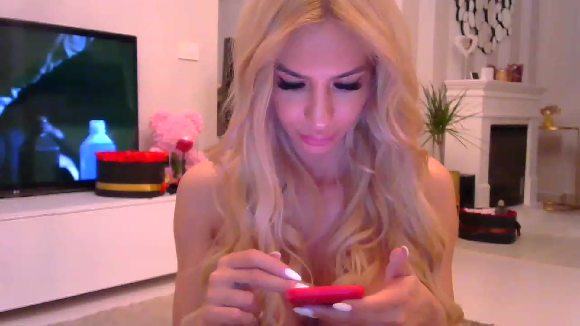 Gallery image thumbnail from Missy_alena's myfreecams stream on, 02/01/2023, 23:41 image 11 of 20