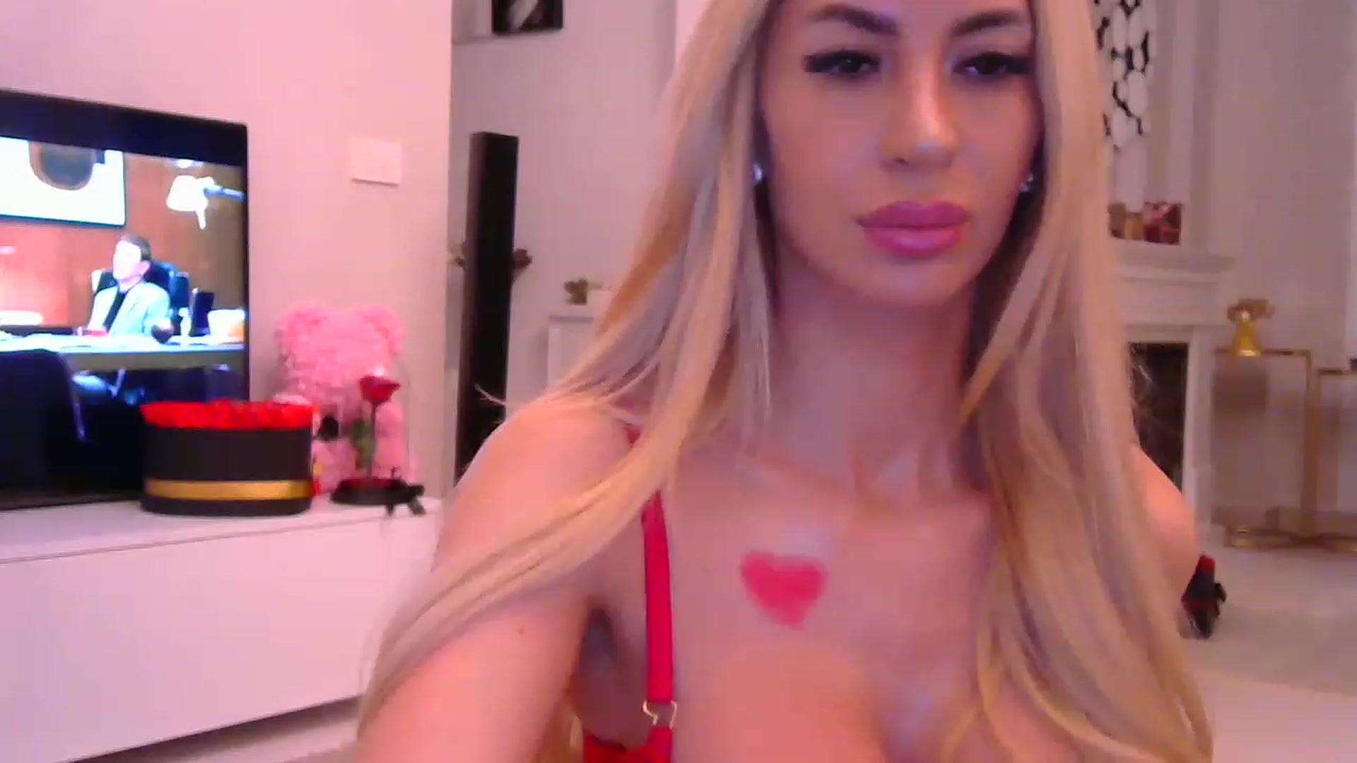 Gallery image thumbnail from Missy_alena's myfreecams stream on, 02/14/2023, 22:20 image 18 of 20