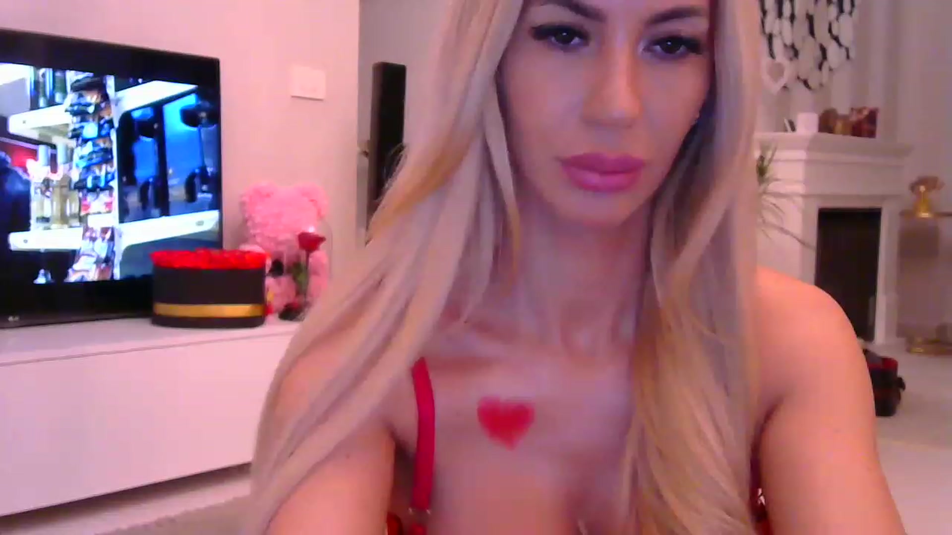 Gallery image thumbnail from Missy_alena's myfreecams stream on, 02/14/2023, 23:54 image 16 of 20