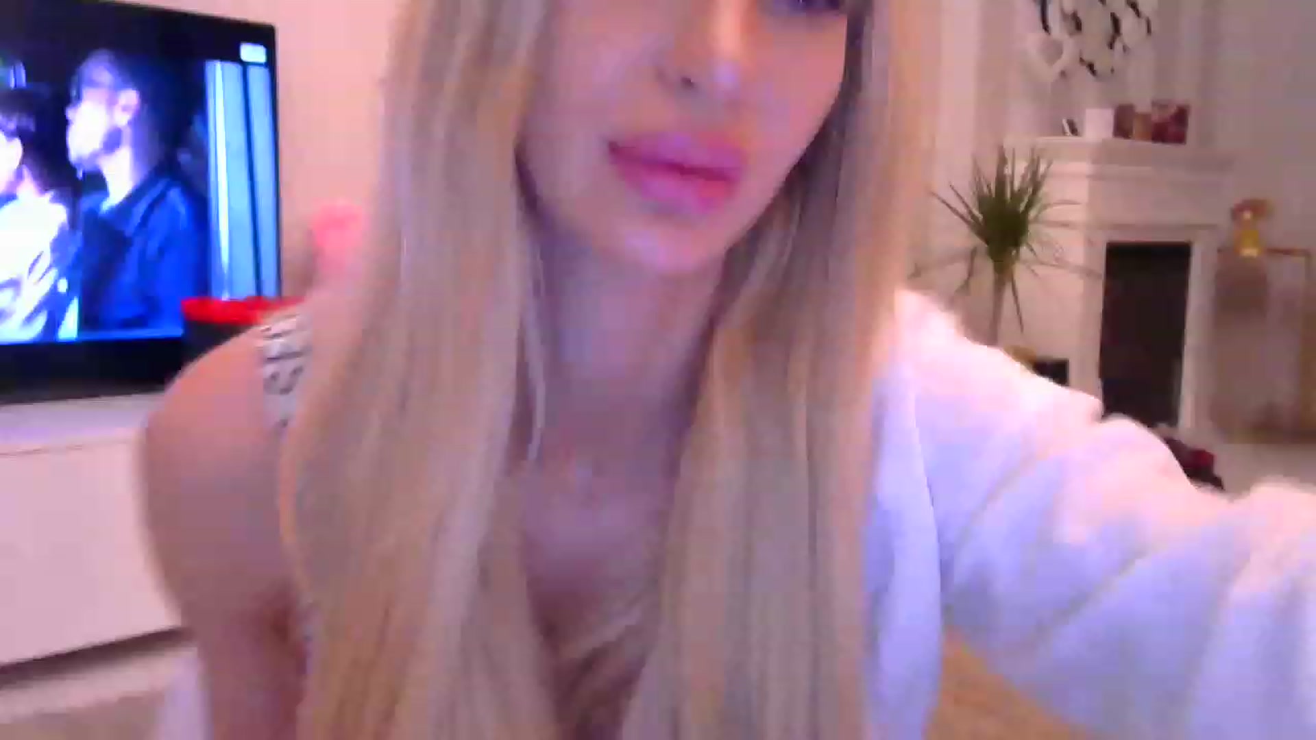 Gallery image thumbnail from Missy_alena's myfreecams stream on, 02/18/2023, 22:29 image 19 of 20