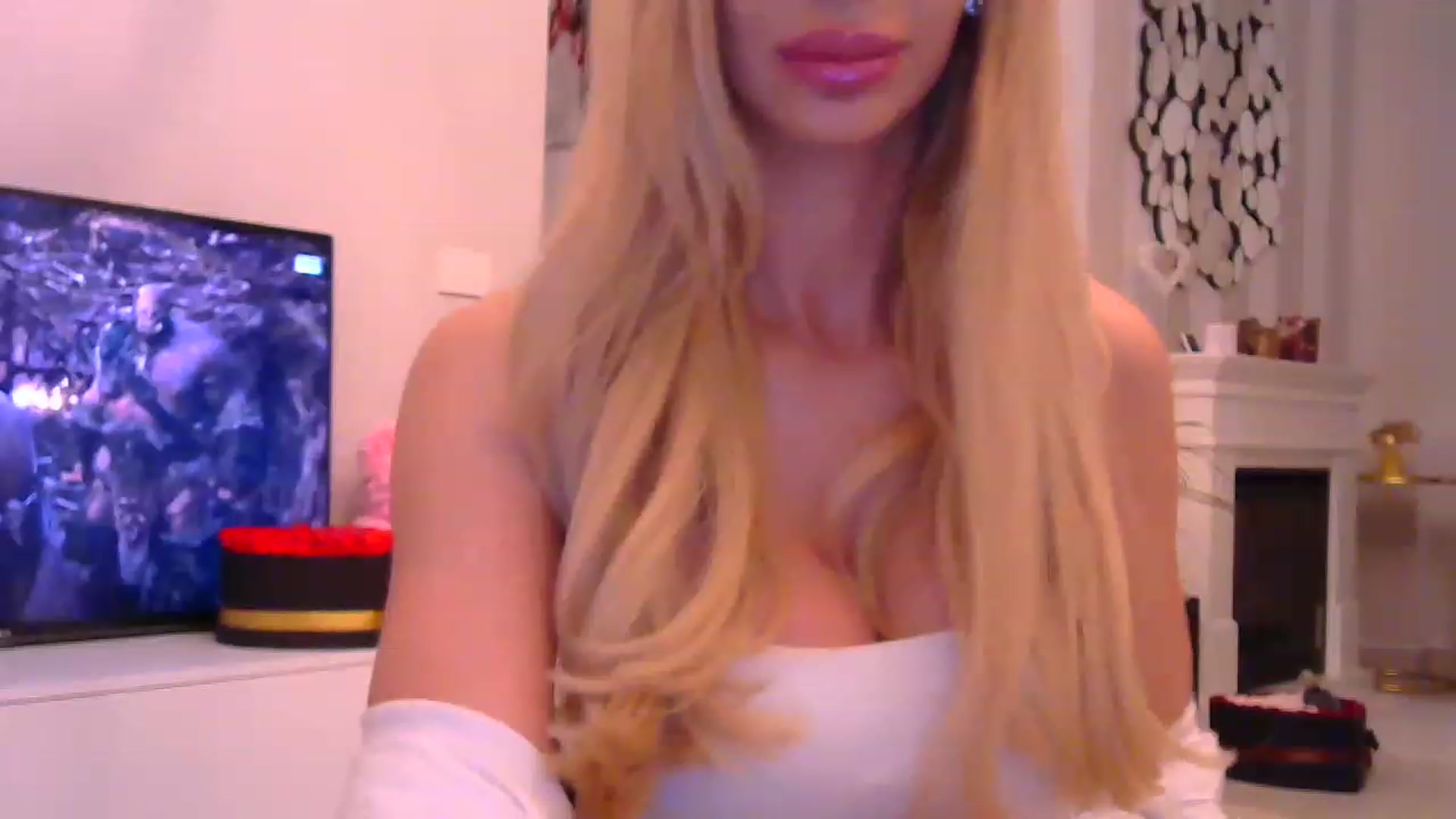 Gallery image thumbnail from Missy_alena's myfreecams stream on, 02/18/2023, 22:29 image 6 of 20