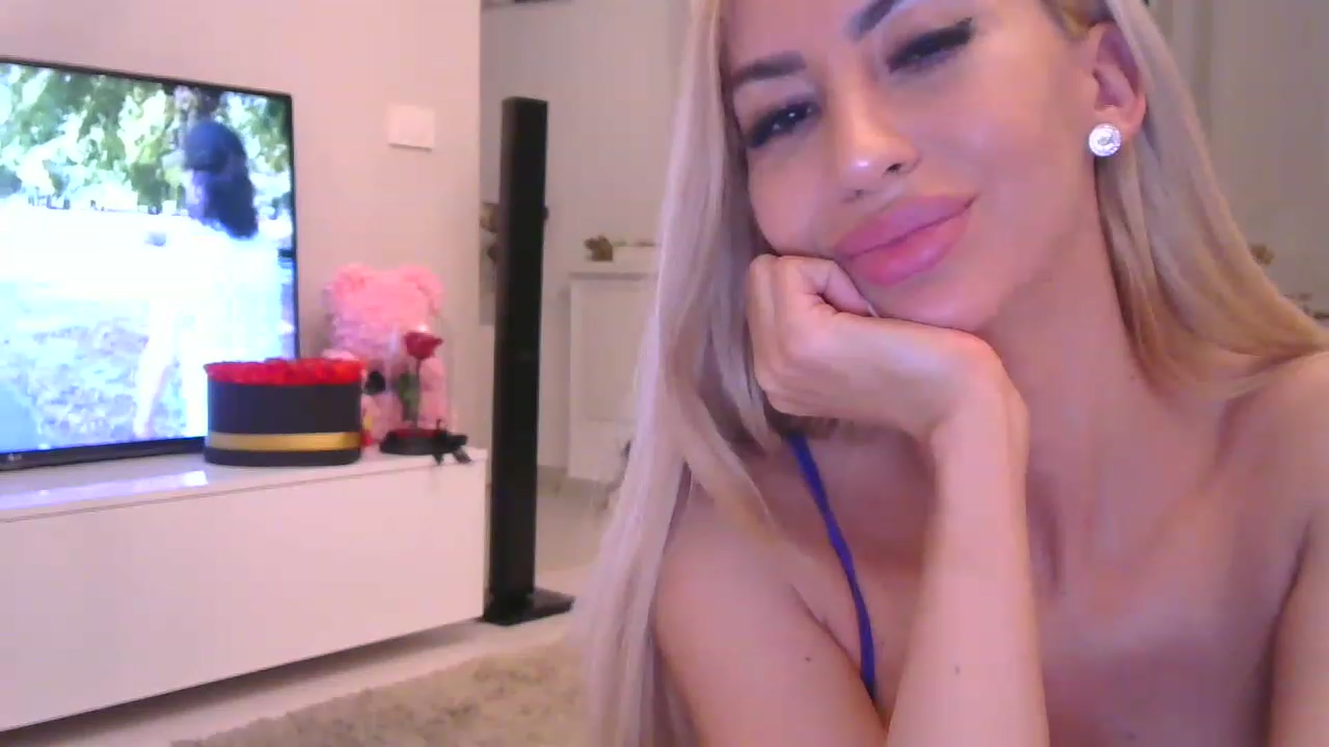 Gallery image thumbnail from Missy_alena's myfreecams stream on, 02/23/2023, 24:28 image 19 of 20