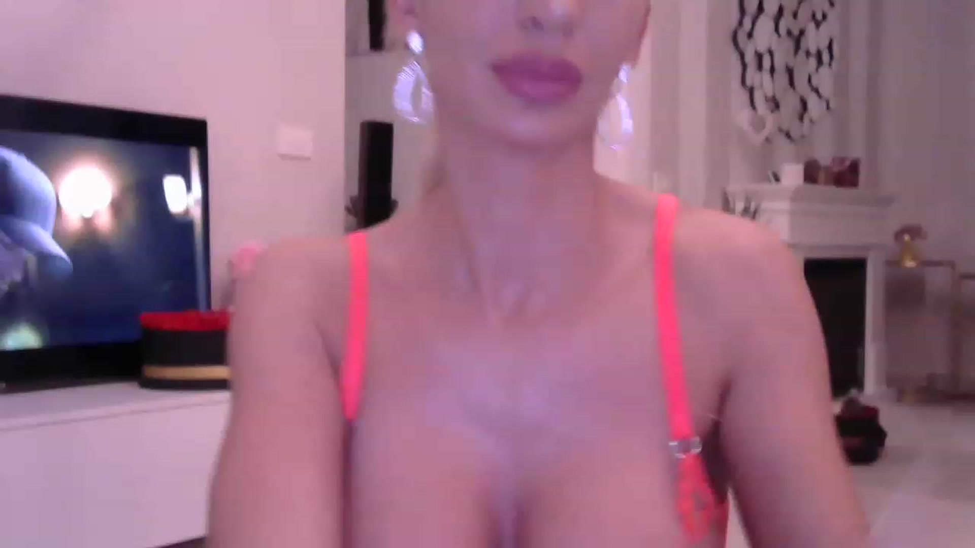 Gallery image thumbnail from Missy_alena's myfreecams stream on, 03/08/2023, 24:08 image 15 of 20