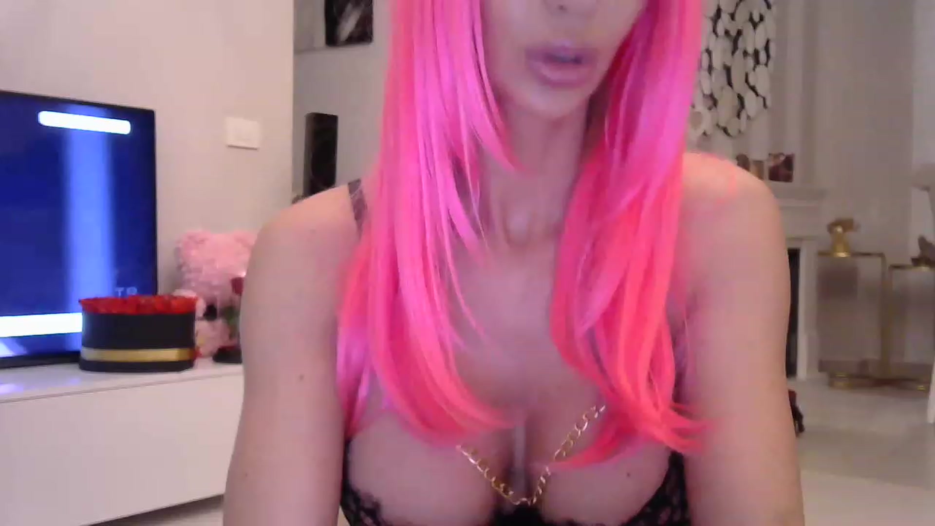 Gallery image thumbnail from Missy_alena's myfreecams stream on, 03/16/2023, 02:41 image 2 of 20