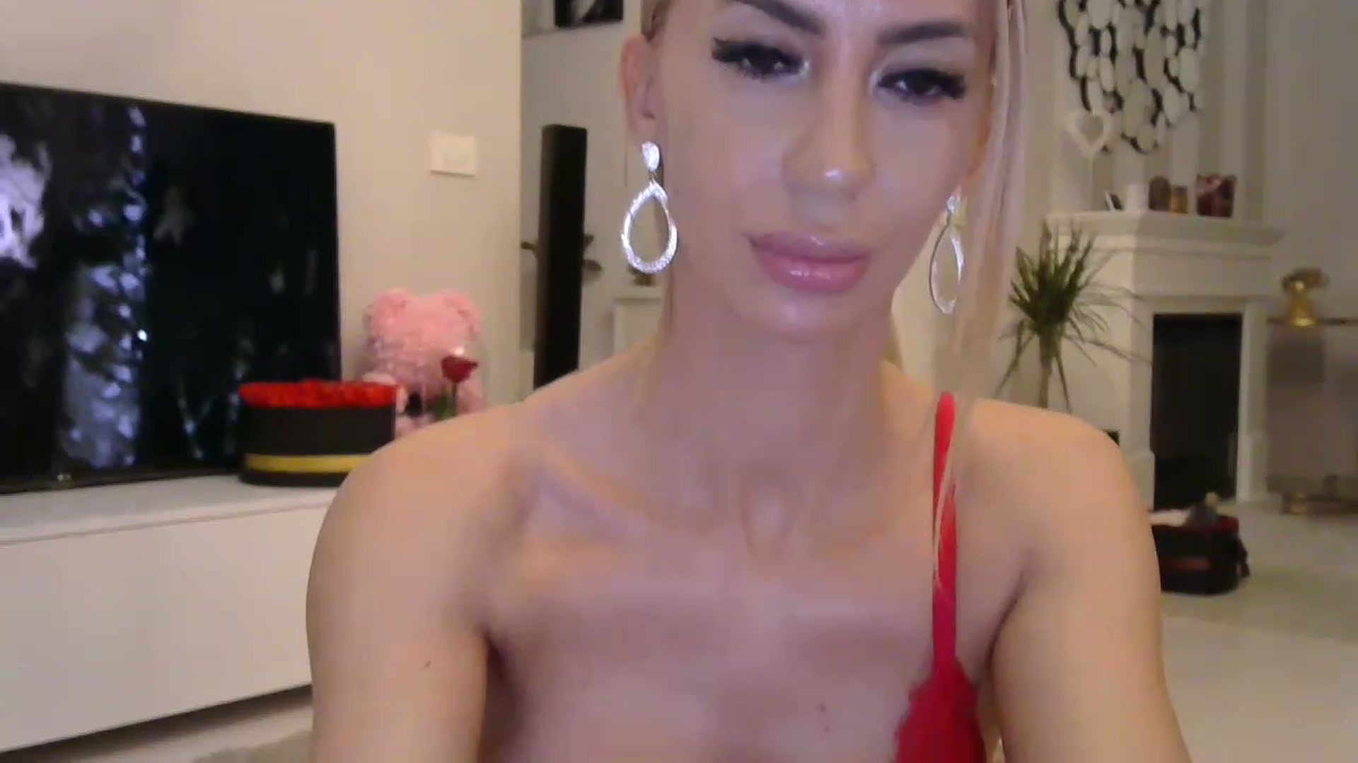 Gallery image thumbnail from Missy_alena's myfreecams stream on, 03/19/2023, 01:16 image 19 of 20