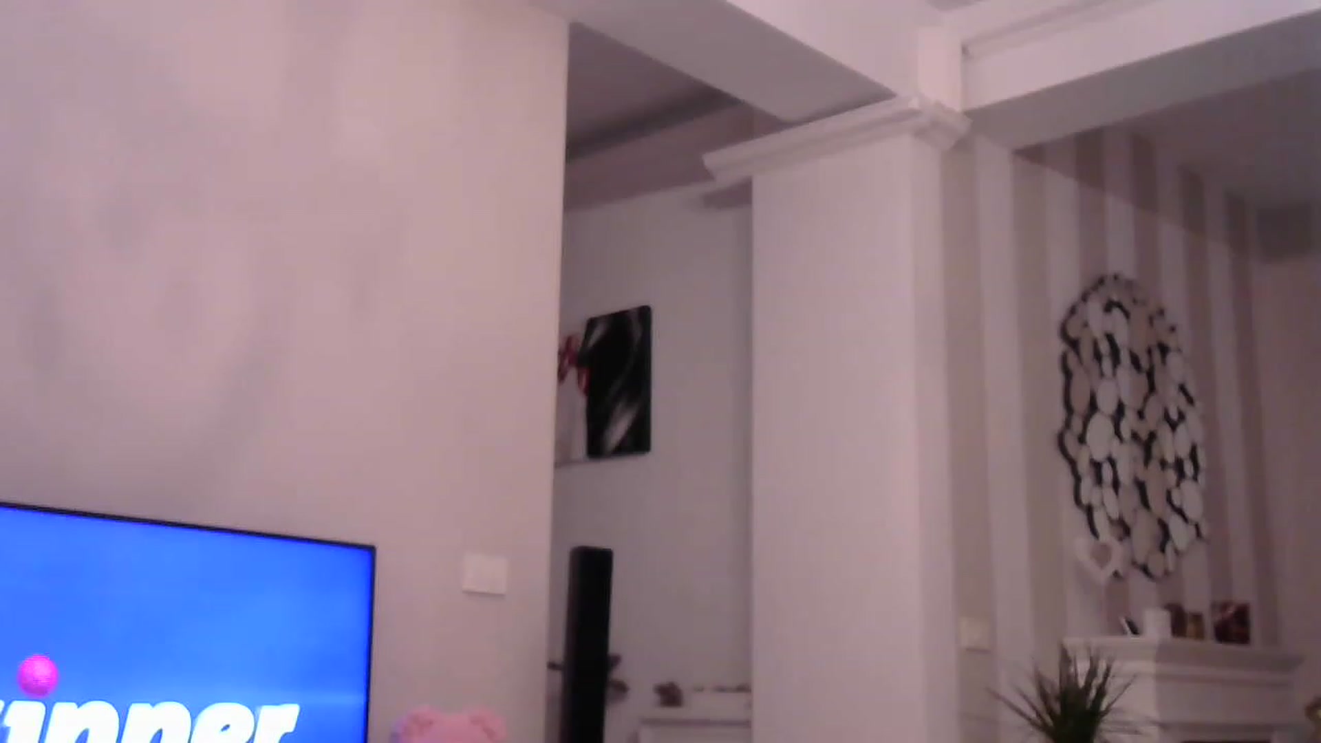 Gallery image thumbnail from Missy_alena's myfreecams stream on, 03/20/2023, 23:15 image 4 of 20