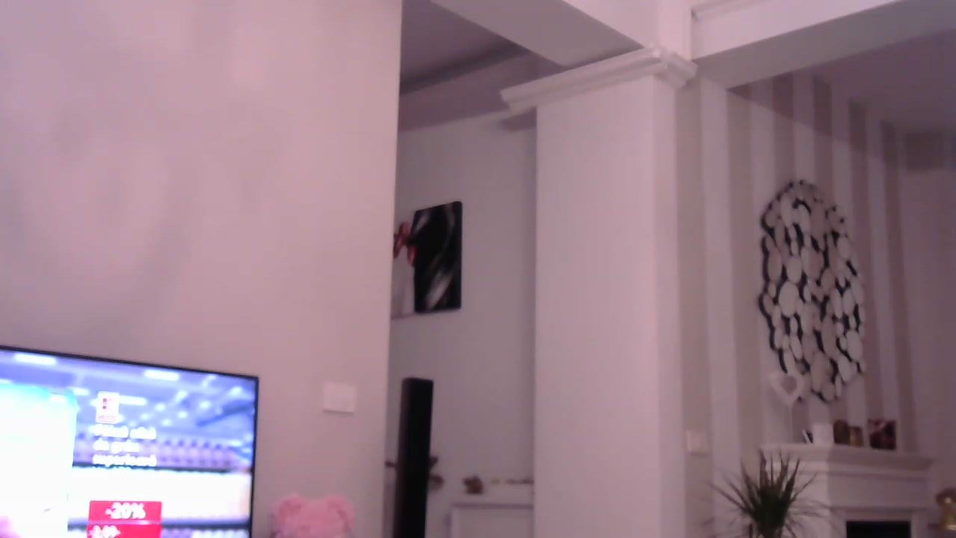 Gallery image thumbnail from Missy_alena's myfreecams stream on, 03/24/2023, 24:06 image 10 of 20