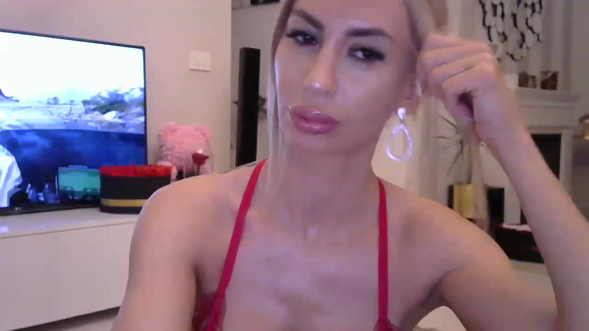 Gallery image thumbnail from Missy_alena's myfreecams stream on, 03/28/2023, 24:04 image 14 of 20