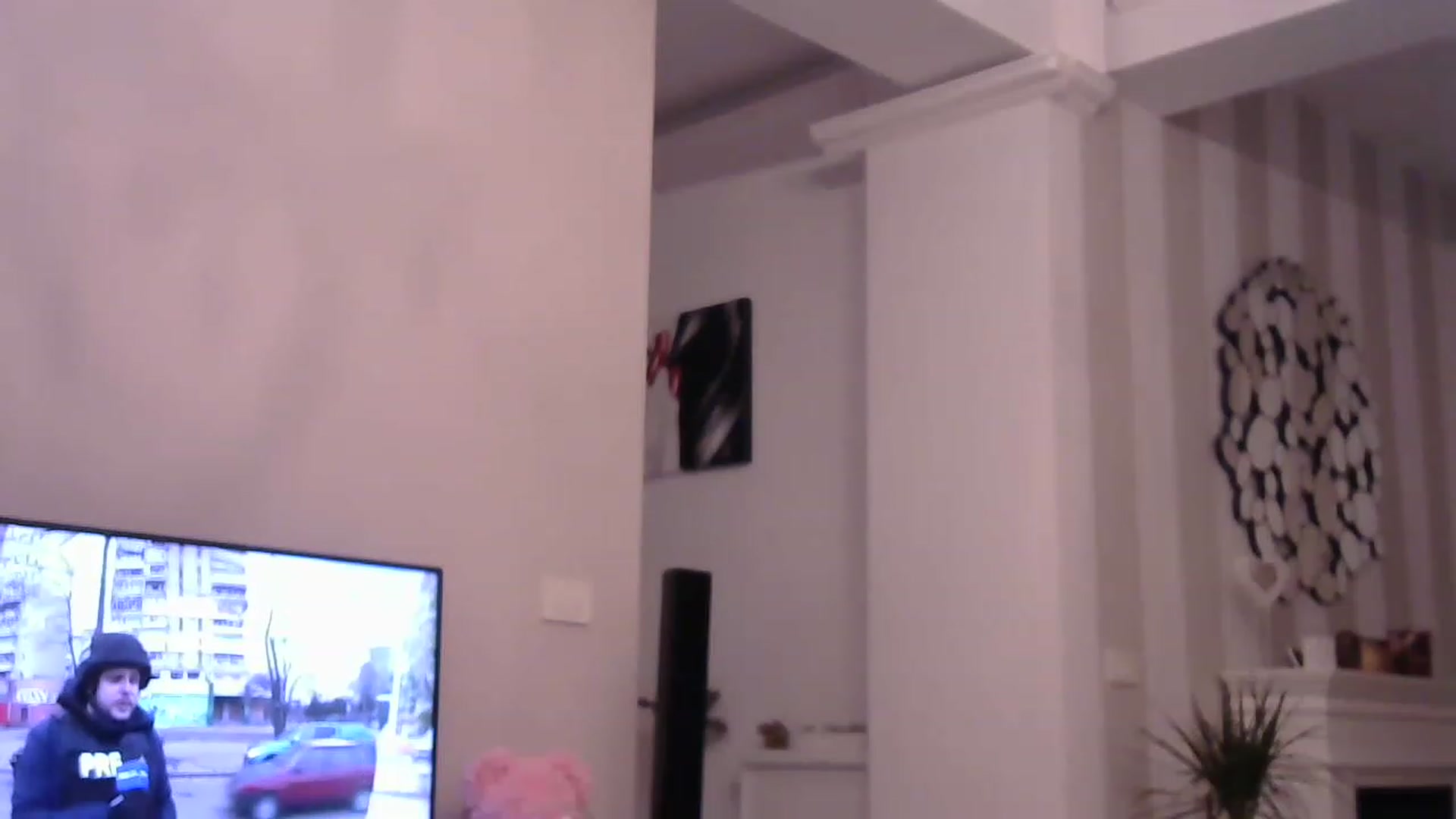 Gallery image thumbnail from Missy_alena's myfreecams stream on, 03/29/2023, 24:11 image 9 of 20