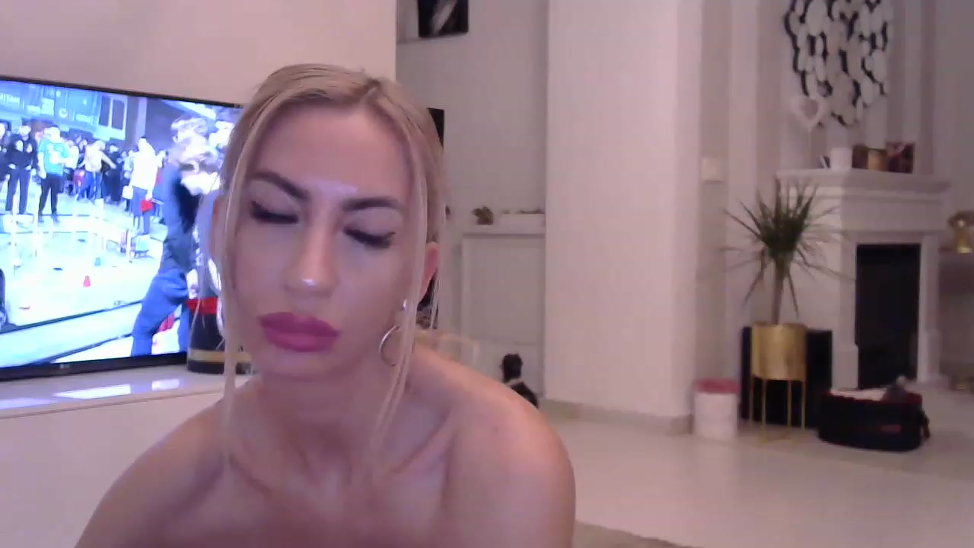 Gallery image thumbnail from Missy_alena's myfreecams stream on, 03/29/2023, 24:47 image 16 of 20