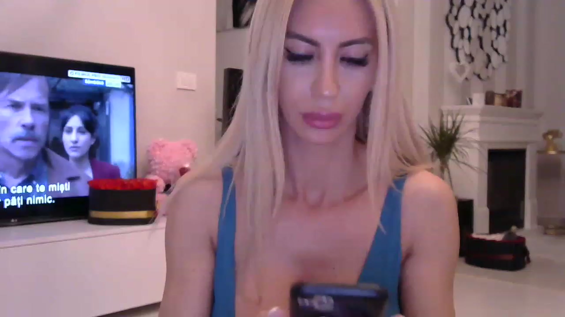 Gallery image thumbnail from Missy_alena's myfreecams stream on, 03/29/2023, 22:38 image 12 of 20