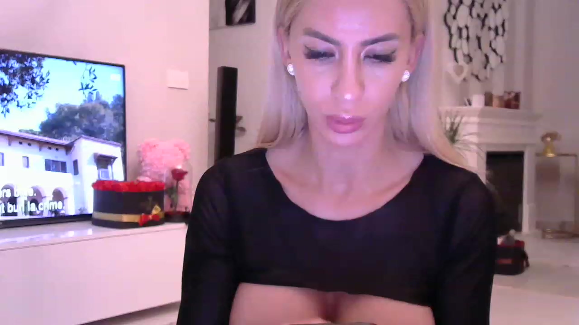 Gallery image thumbnail from Missy_alena's myfreecams stream on, 04/02/2023, 23:31 image 14 of 20
