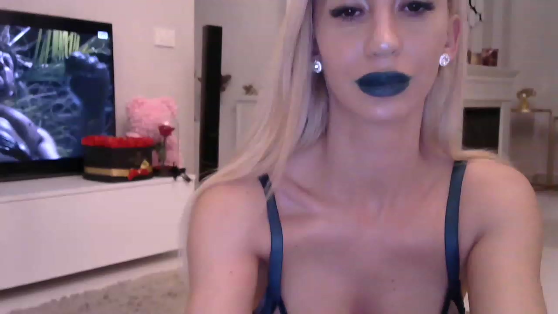 Gallery image thumbnail from Missy_alena's myfreecams stream on, 04/05/2023, 22:45 image 3 of 20
