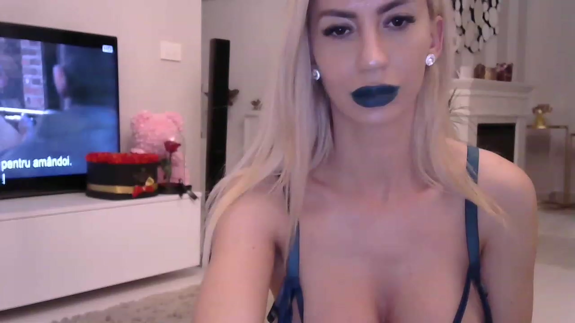 Gallery image thumbnail from Missy_alena's myfreecams stream on, 04/05/2023, 22:45 image 8 of 20