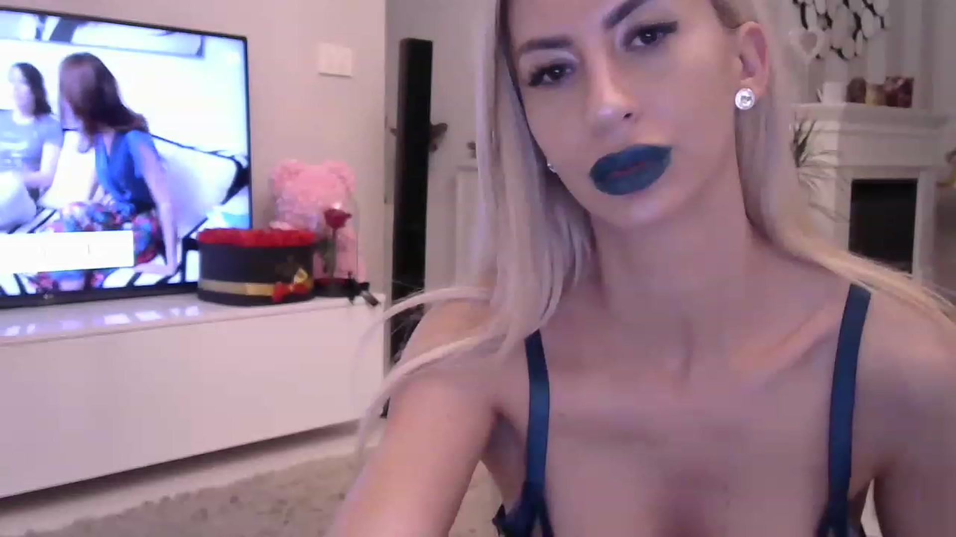 Gallery image thumbnail from Missy_alena's myfreecams stream on, 04/05/2023, 23:28 image 14 of 20