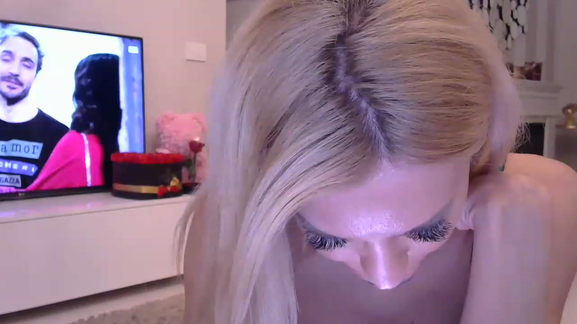 Gallery image thumbnail from Missy_alena's myfreecams stream on, 04/05/2023, 23:28 image 19 of 20