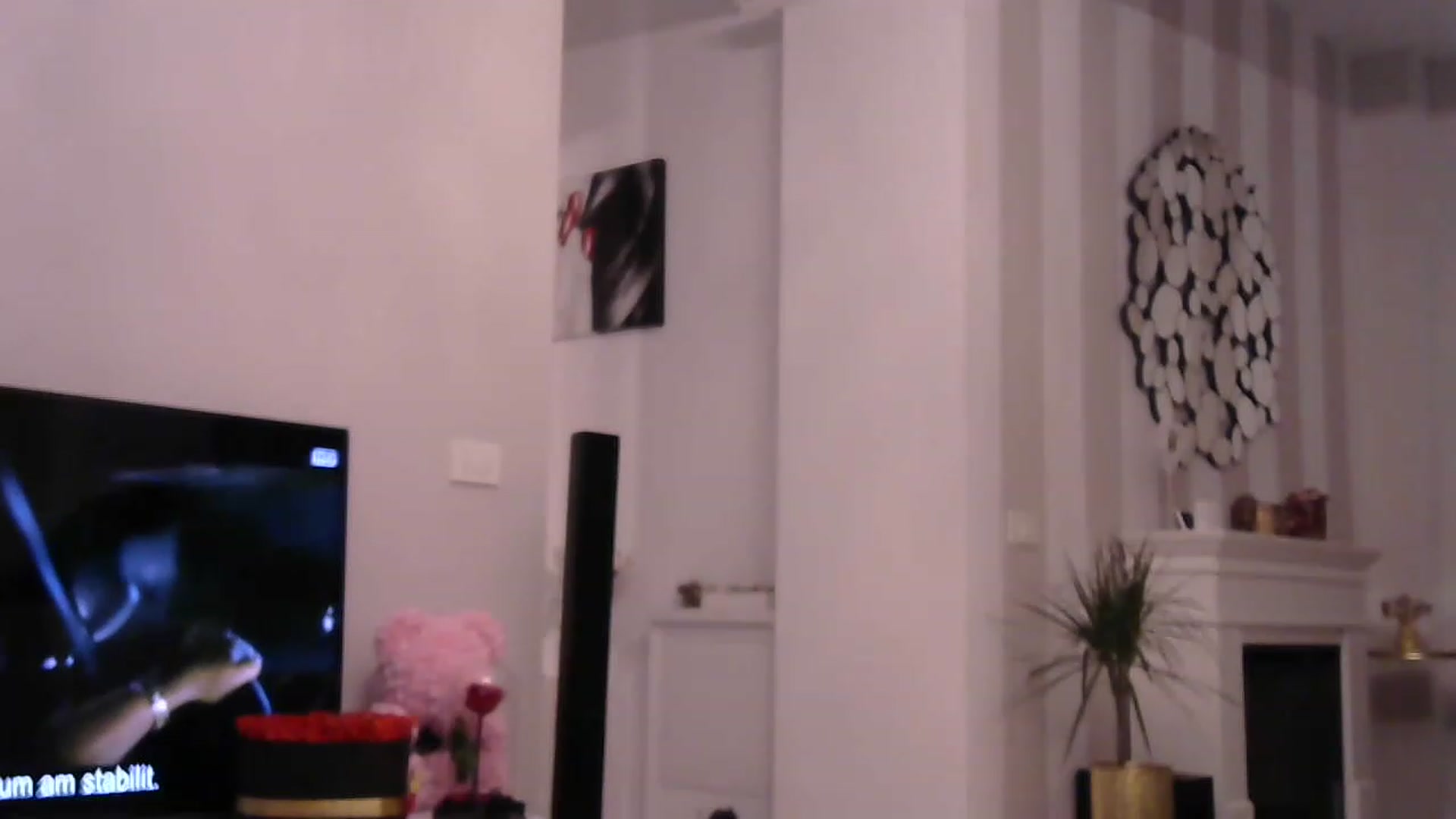 Gallery image thumbnail from Missy_alena's myfreecams stream on, 04/10/2023, 24:03 image 14 of 20
